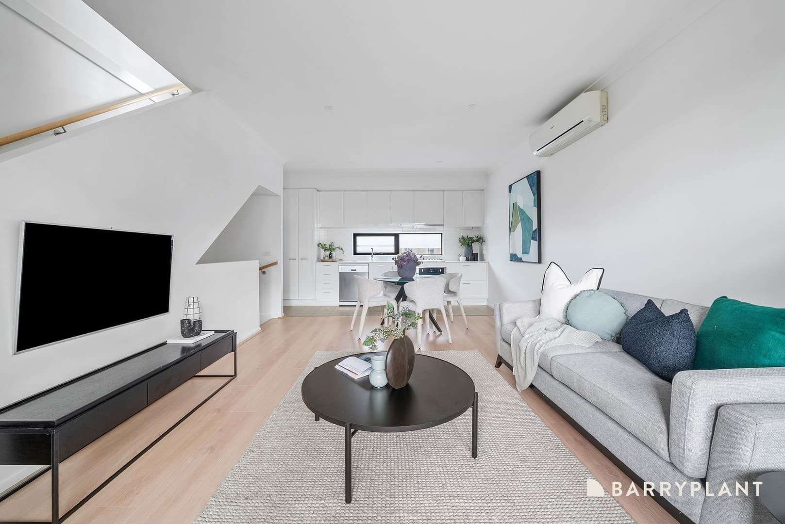 27 Crefden Street, Maidstone, VIC 3012, Maidstone - Thumbnail 2
