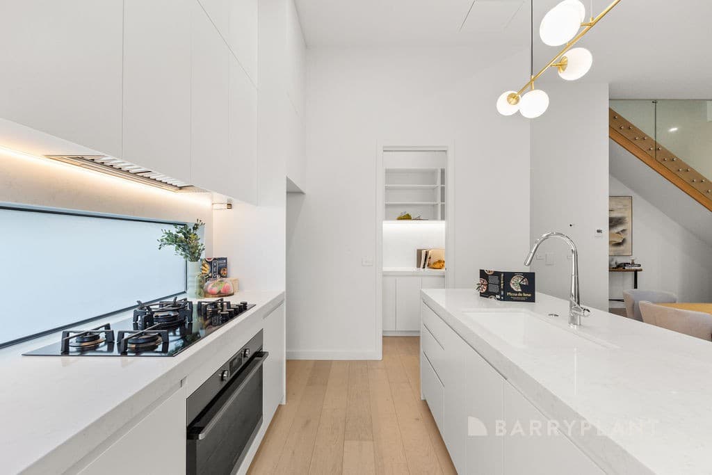2/302 Jells Road, Wheelers Hill, VIC 3150, Wheelers Hill - Thumbnail 6