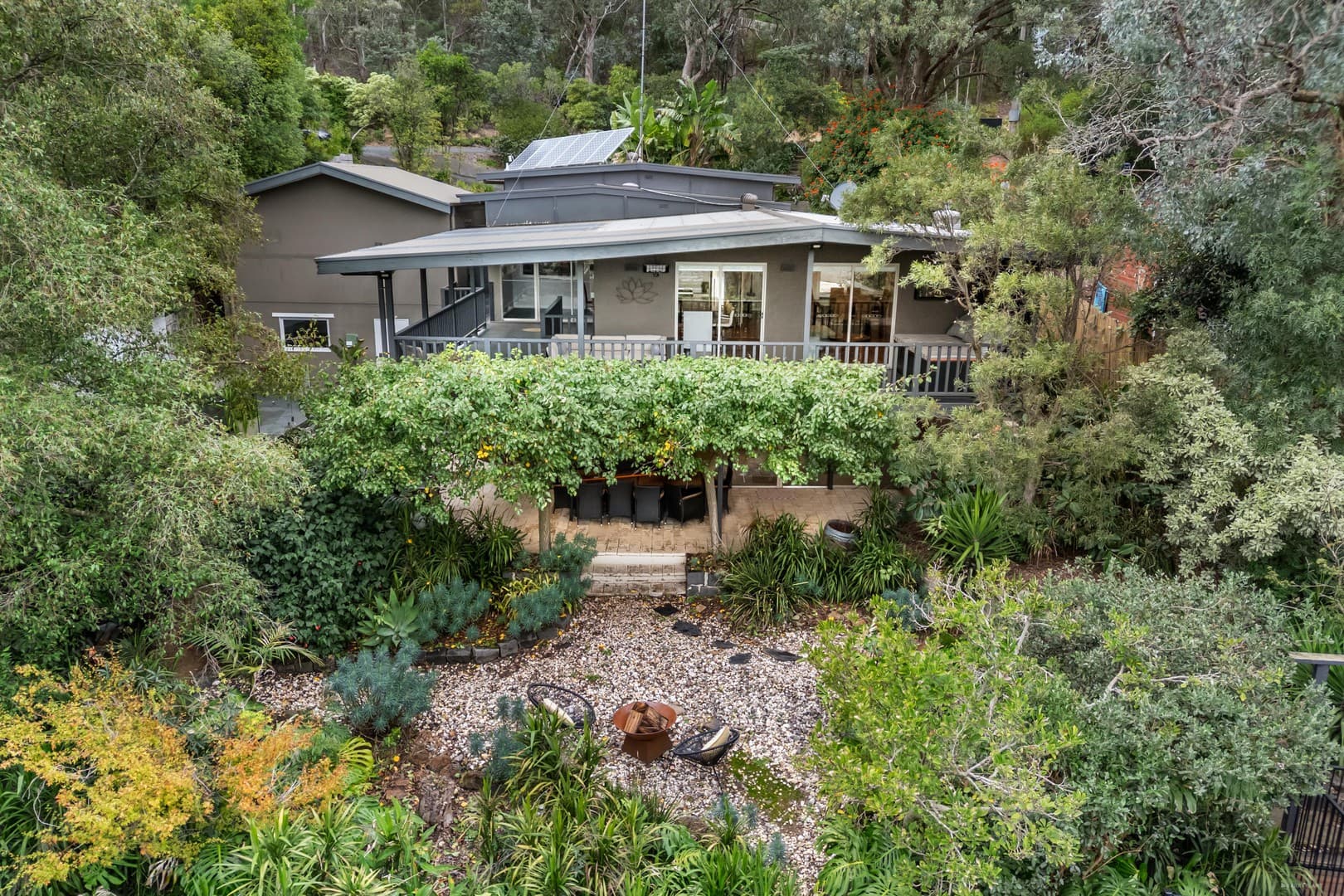 27 Blooms Road, North Warrandyte, VIC 3113, North Warrandyte - Thumbnail 2