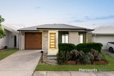 6 Bloomfield Esplanade, SOUTH MACLEAN, QLD 4280, South Maclean - Image 1