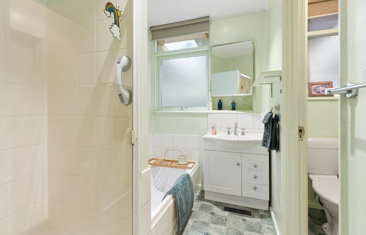19 Park Boulevard, Ferntree Gully, VIC 3156, Ferntree Gully - Thumbnail 6