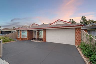 9 Lachlan Crescent, ROXBURGH PARK, VIC 3064, Roxburgh Park - Image 1