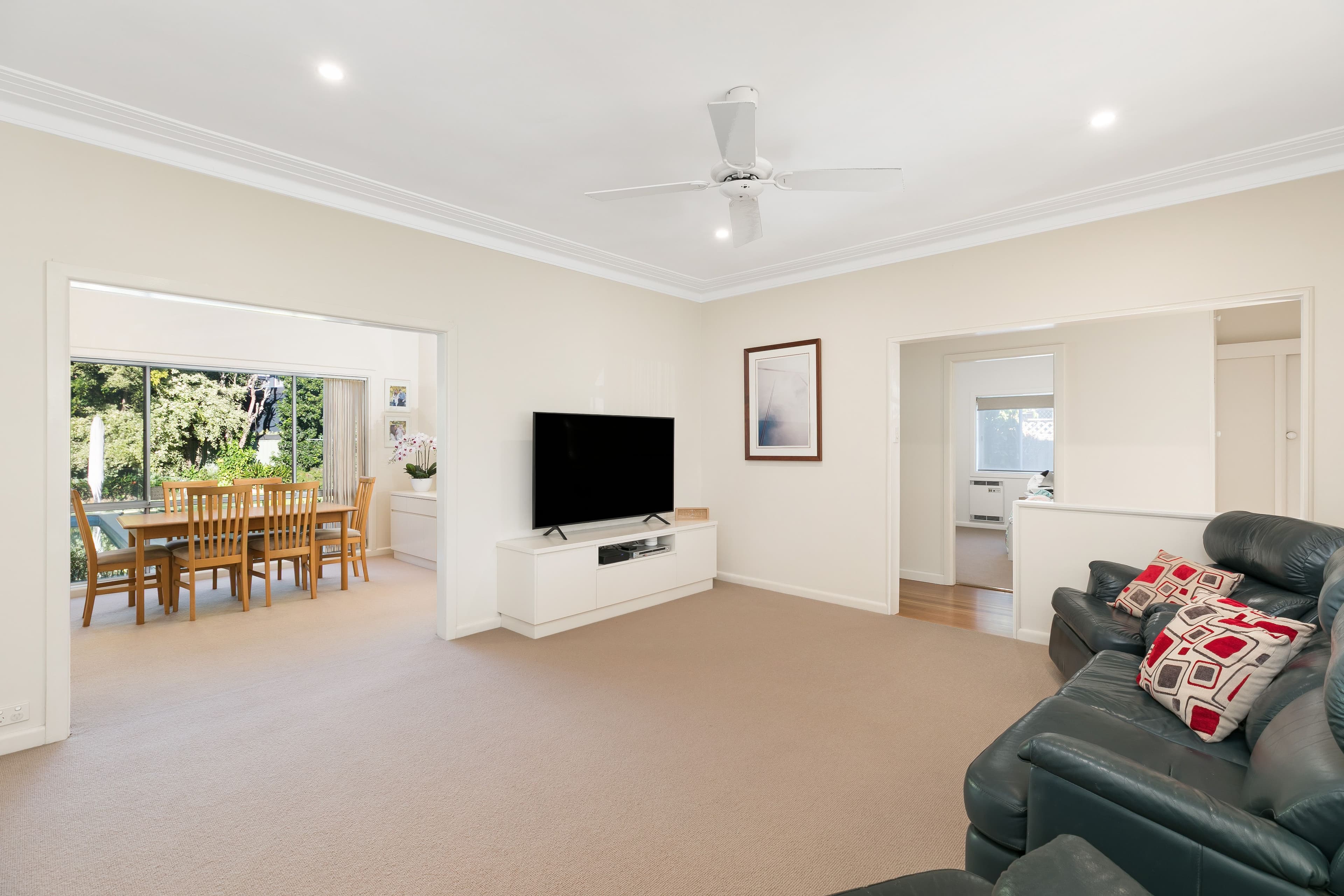 24 Yathong Road, Caringbah, Caringbah - Thumbnail 4
