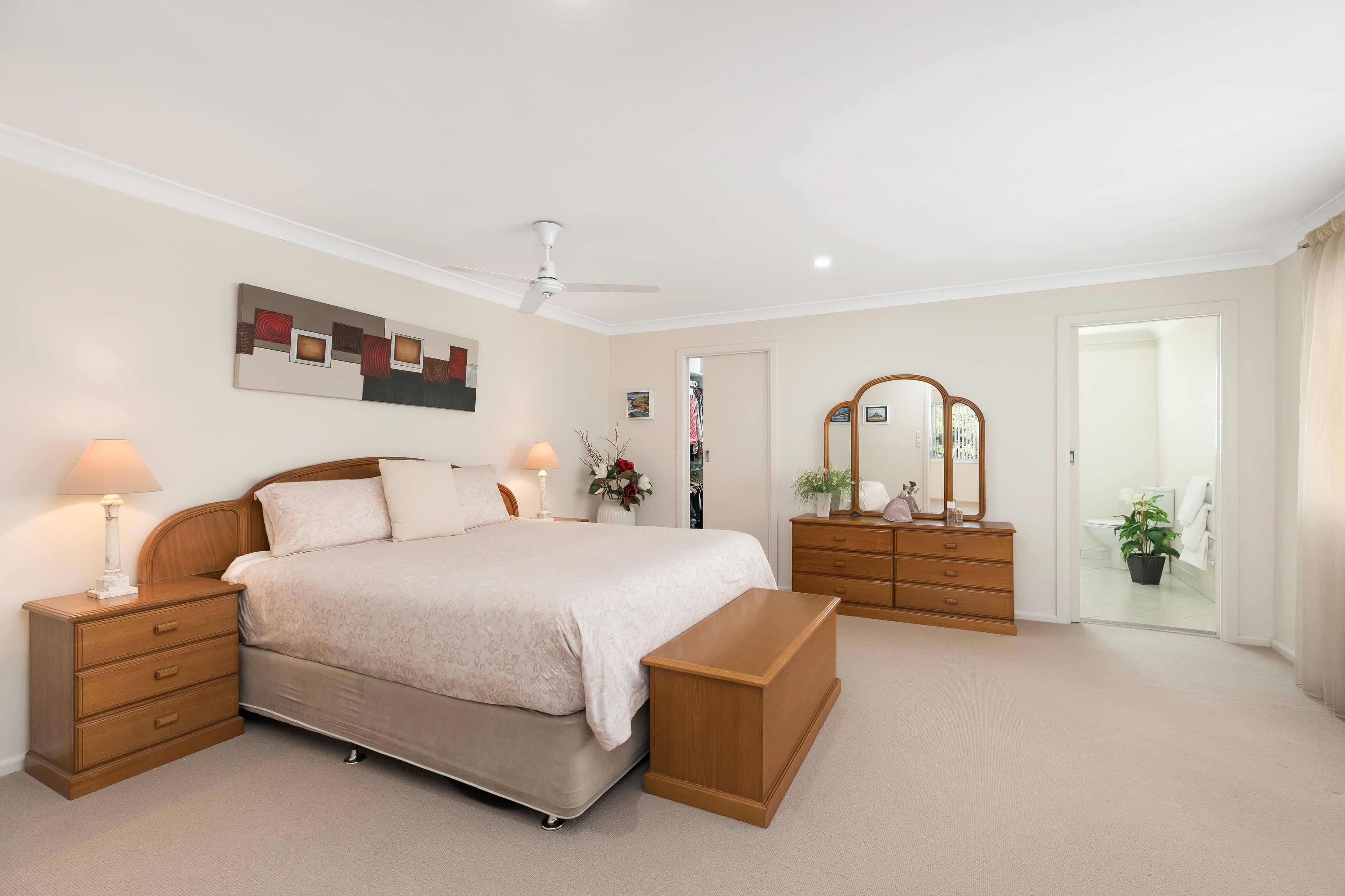 24 Yathong Road, Caringbah, Caringbah - Thumbnail 6