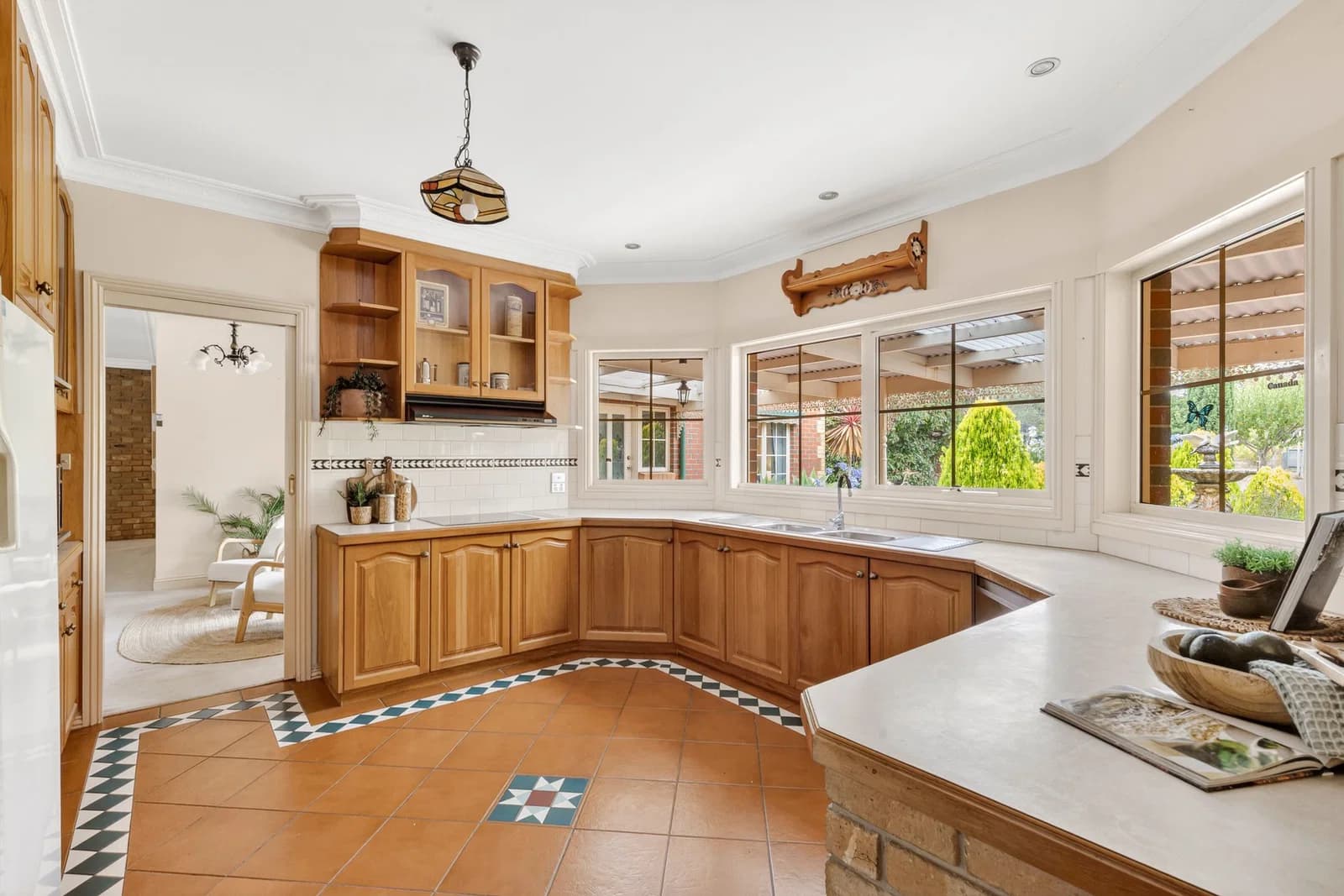 8 Kestrel Crescent, Mount Duneed - Thumbnail 2