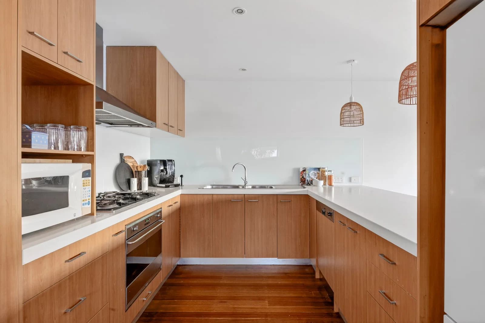 6 Banksia Close, Torquay - Thumbnail 4