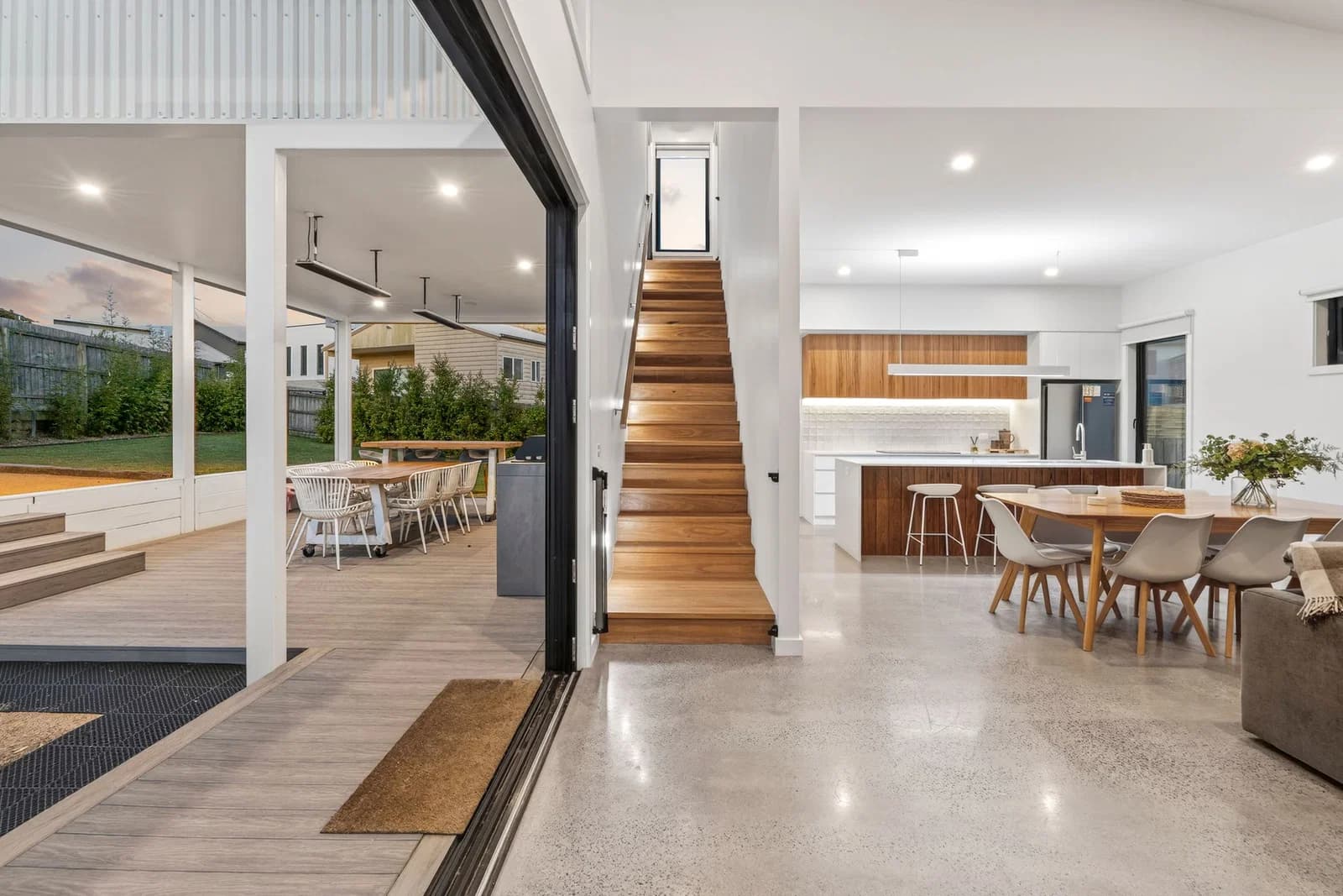 9 Nigel Court, Apollo Bay - Thumbnail 2