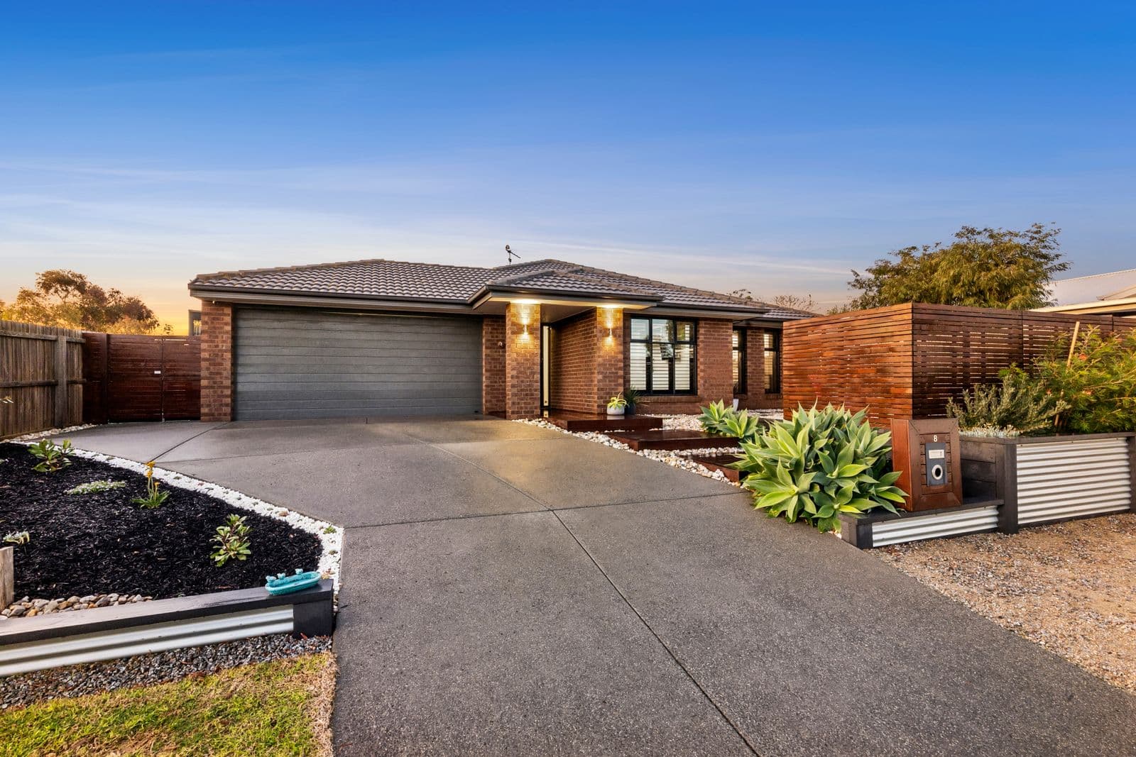 8 Ambleside Place, Ocean Grove - Thumbnail 2