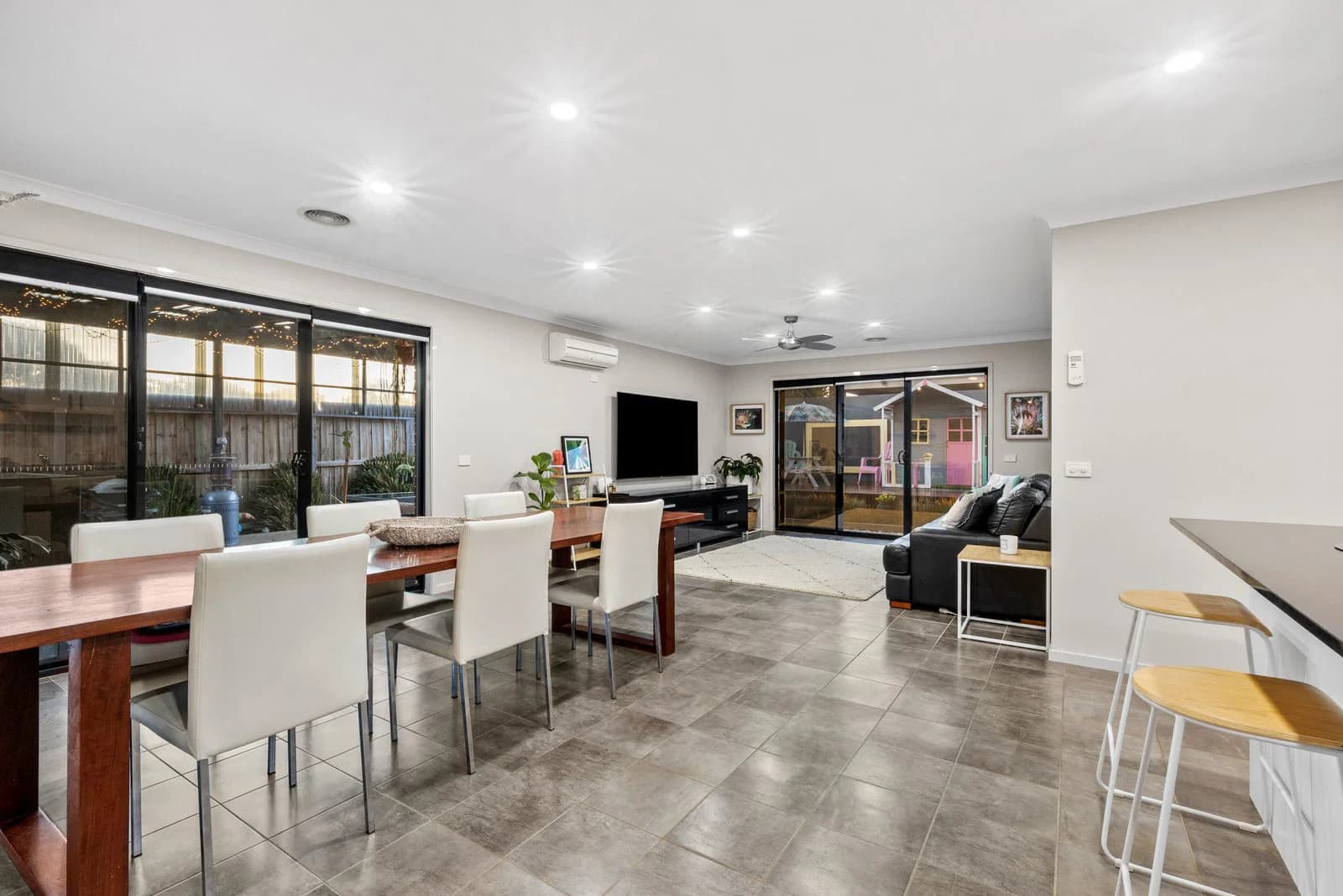 8 Ambleside Place, Ocean Grove - Thumbnail 3