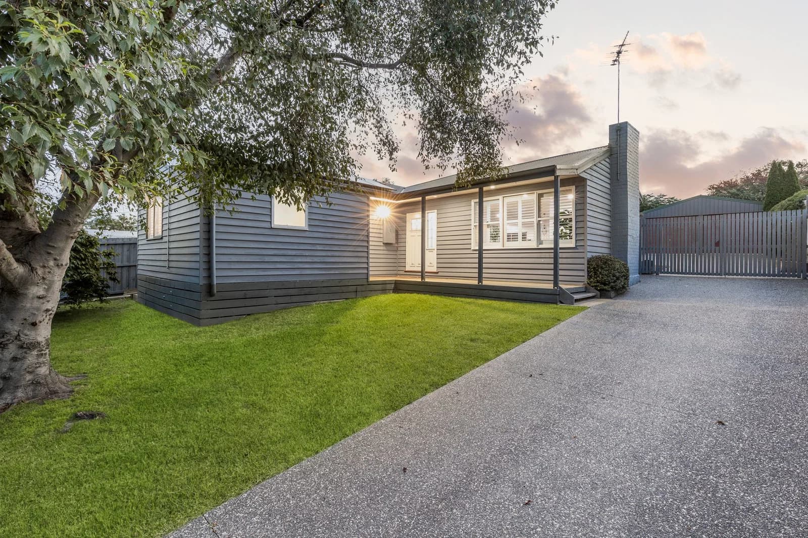 50 Bailey Street, Belmont - Image 1