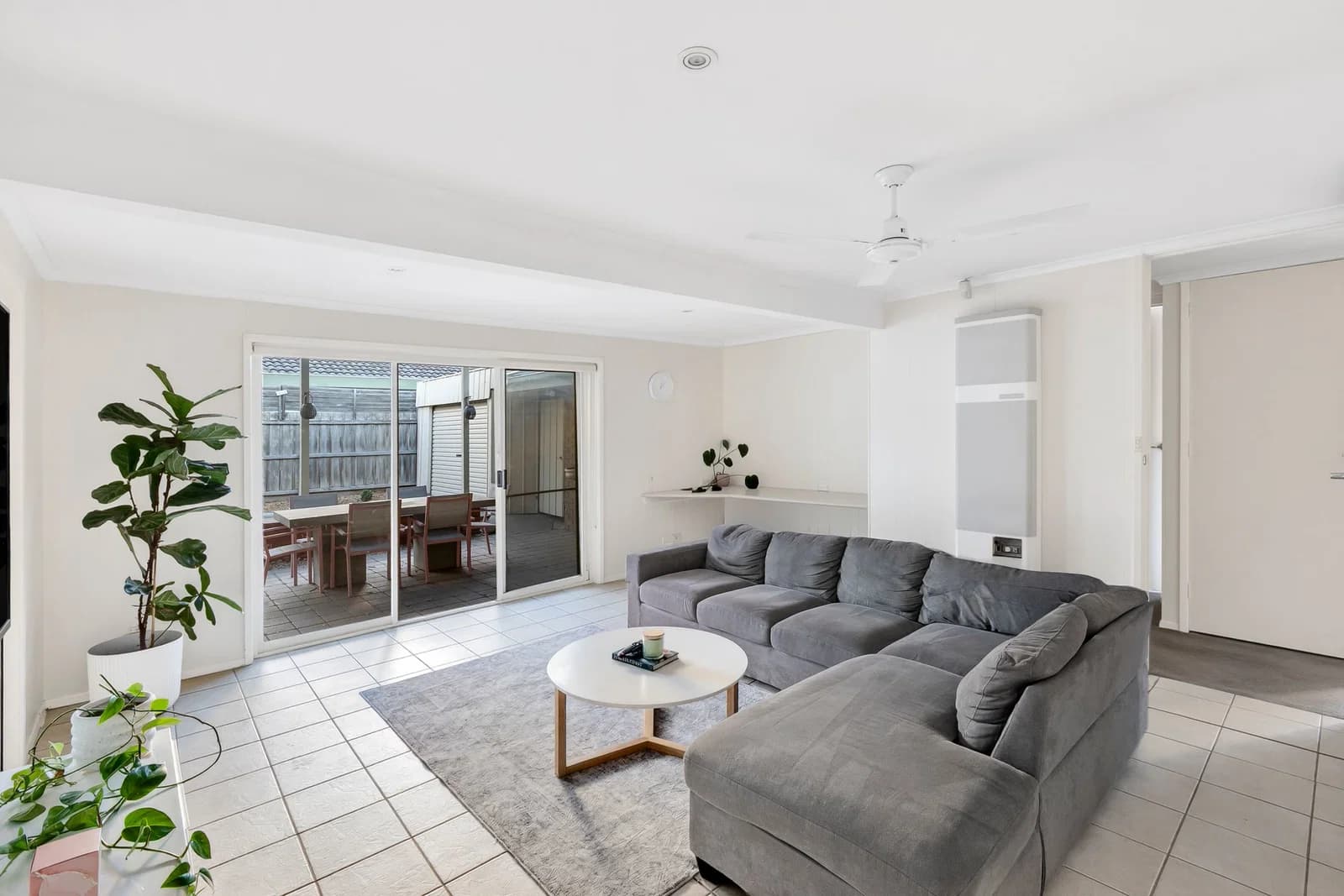 8 Edith Court, Belmont - Thumbnail 7