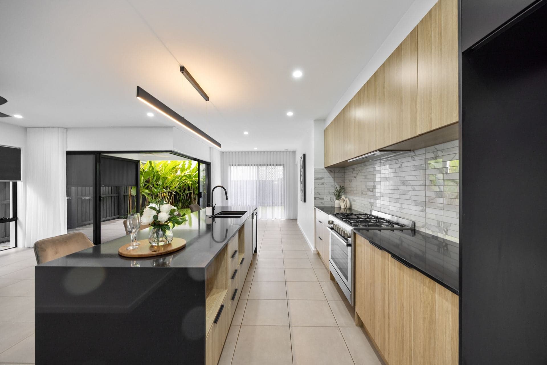 48 Shamrock Place Palmview QLD, Palmview - Thumbnail 3