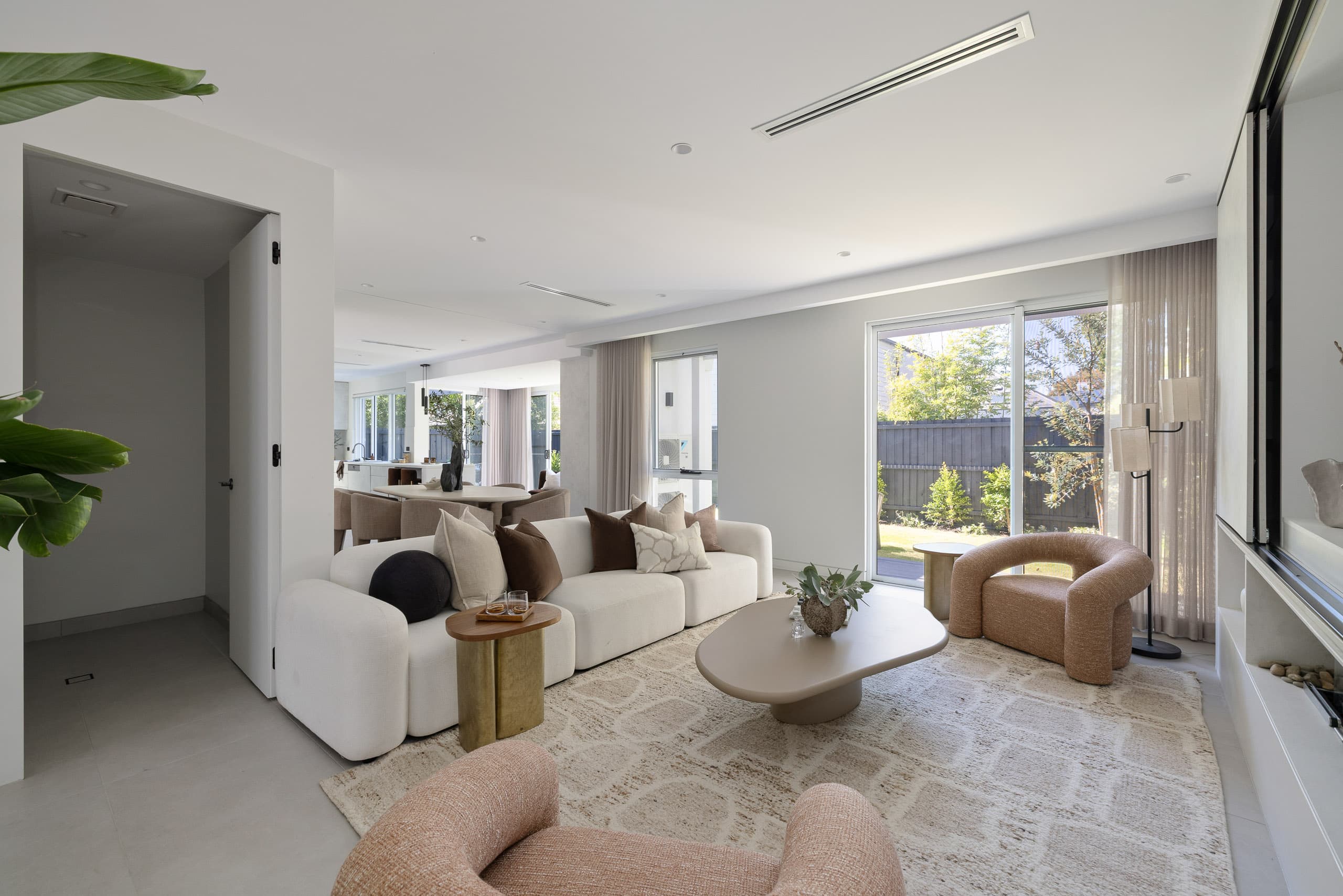 2c Waite Avenue, Balmain - Thumbnail 5