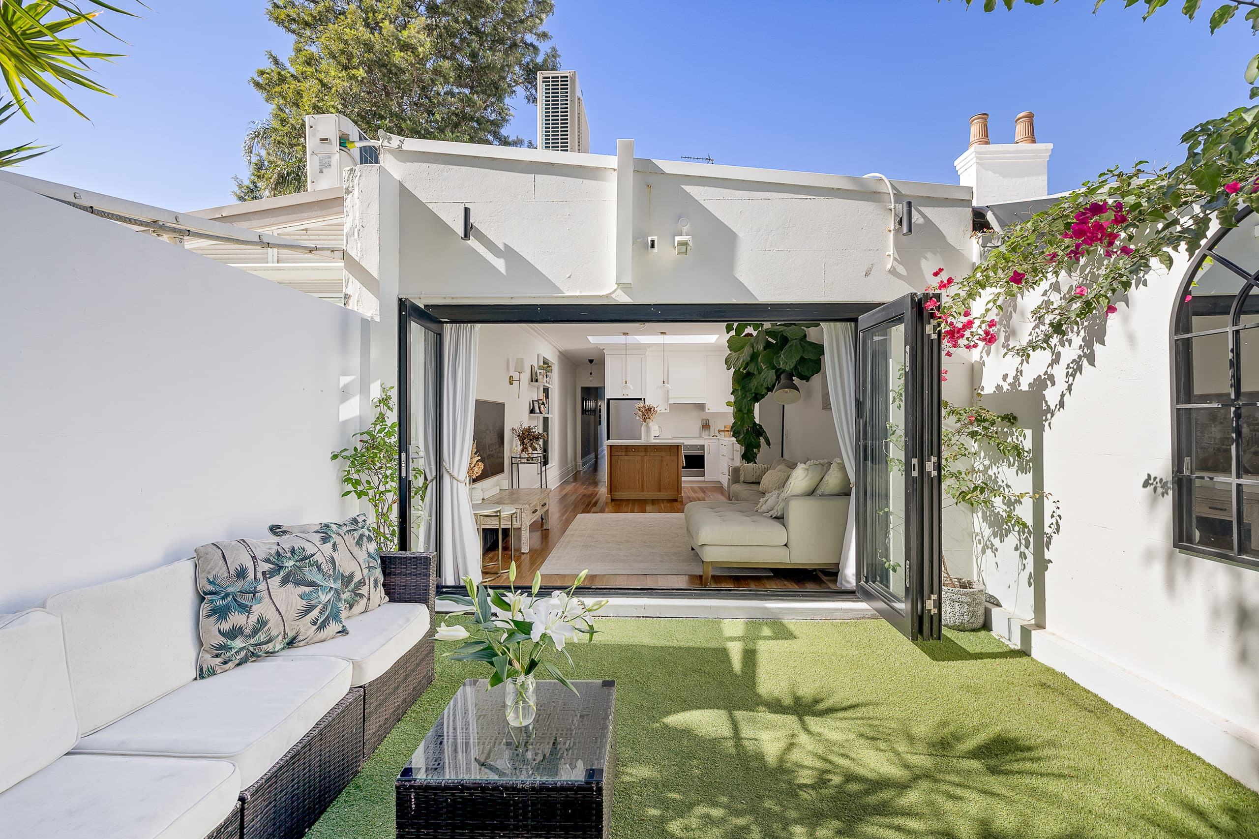 3 Victoria Place, Paddington - Image 1
