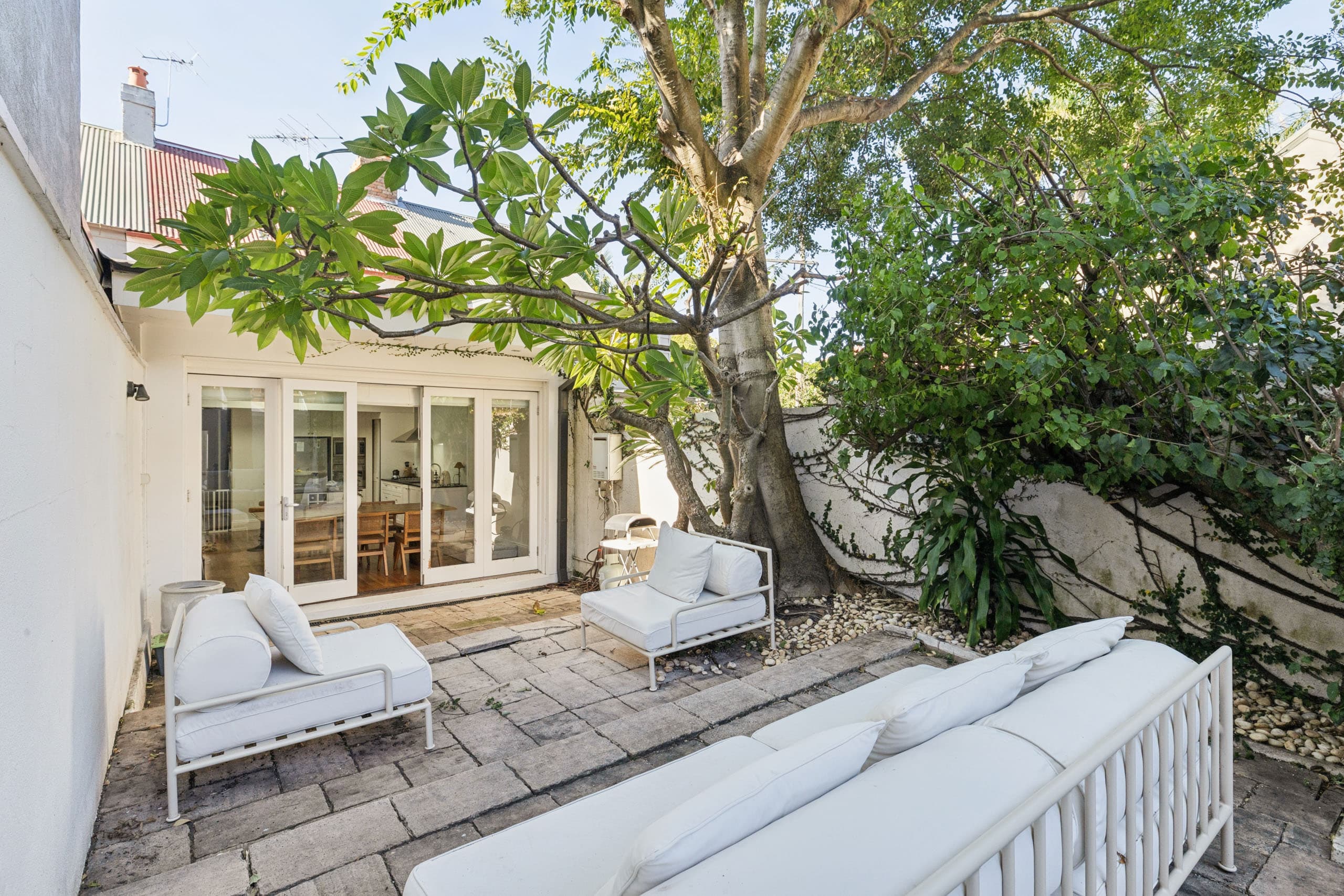 3 Albert Square, Paddington - Image 1