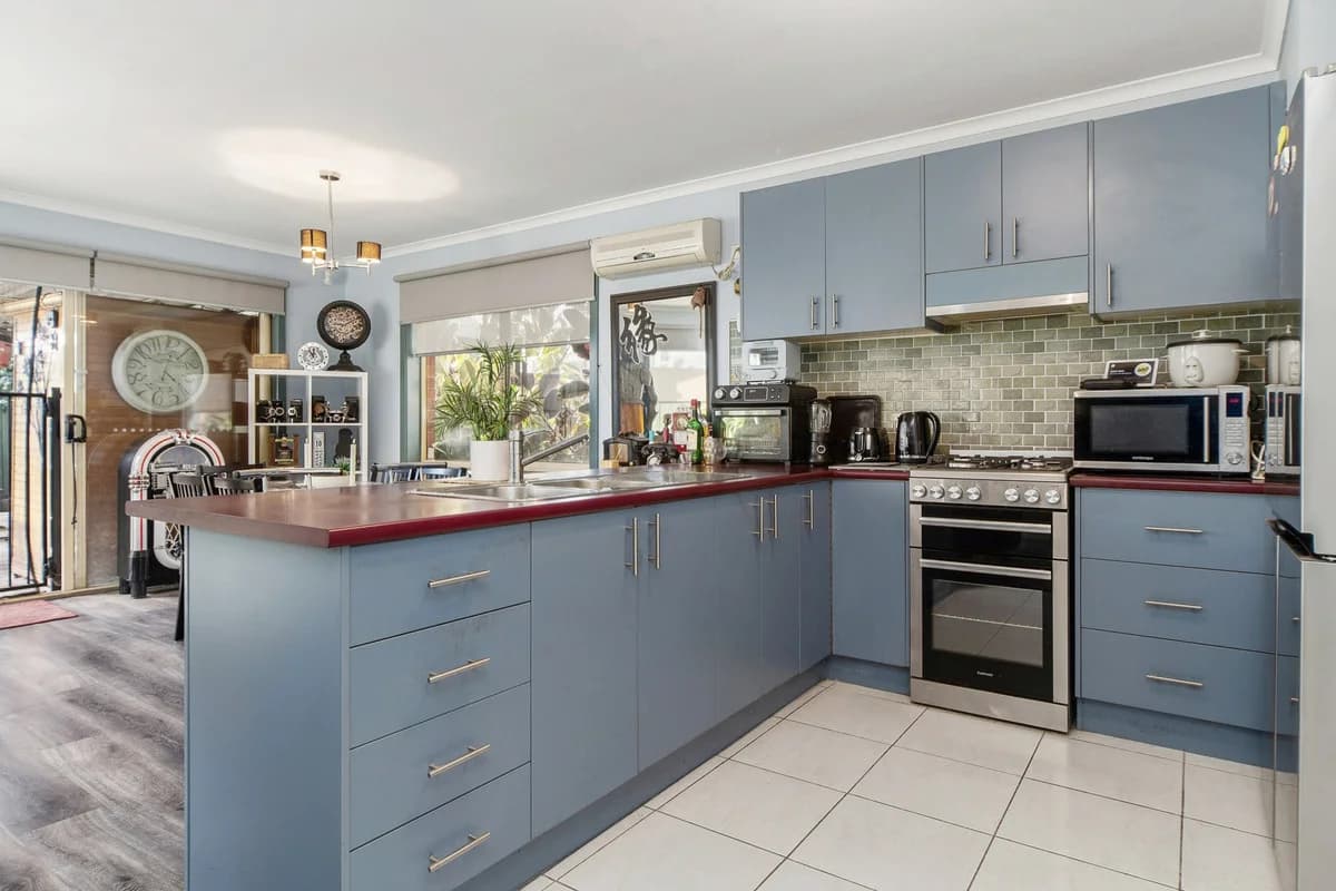1/29 Chardonnay Drive, Skye VIC 3977, Skye - Thumbnail 2
