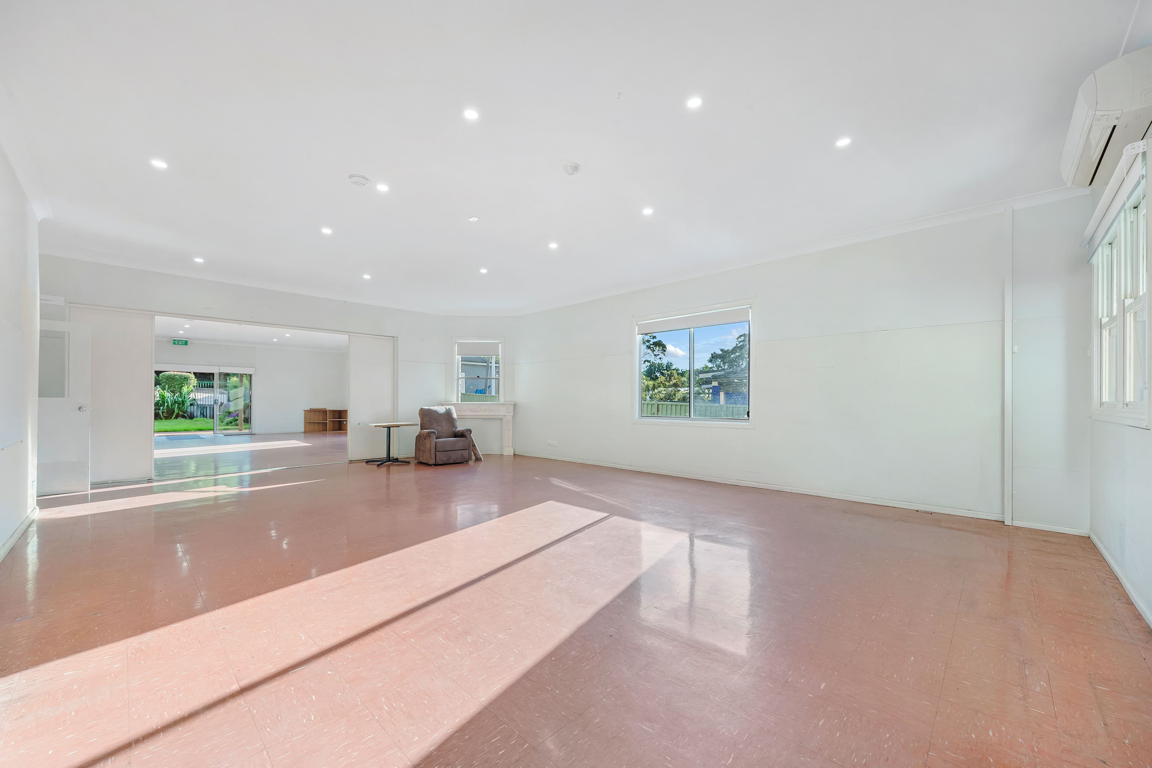 77 Showground Road, Castle Hill, NSW, 2154, Castle Hill - Thumbnail 7