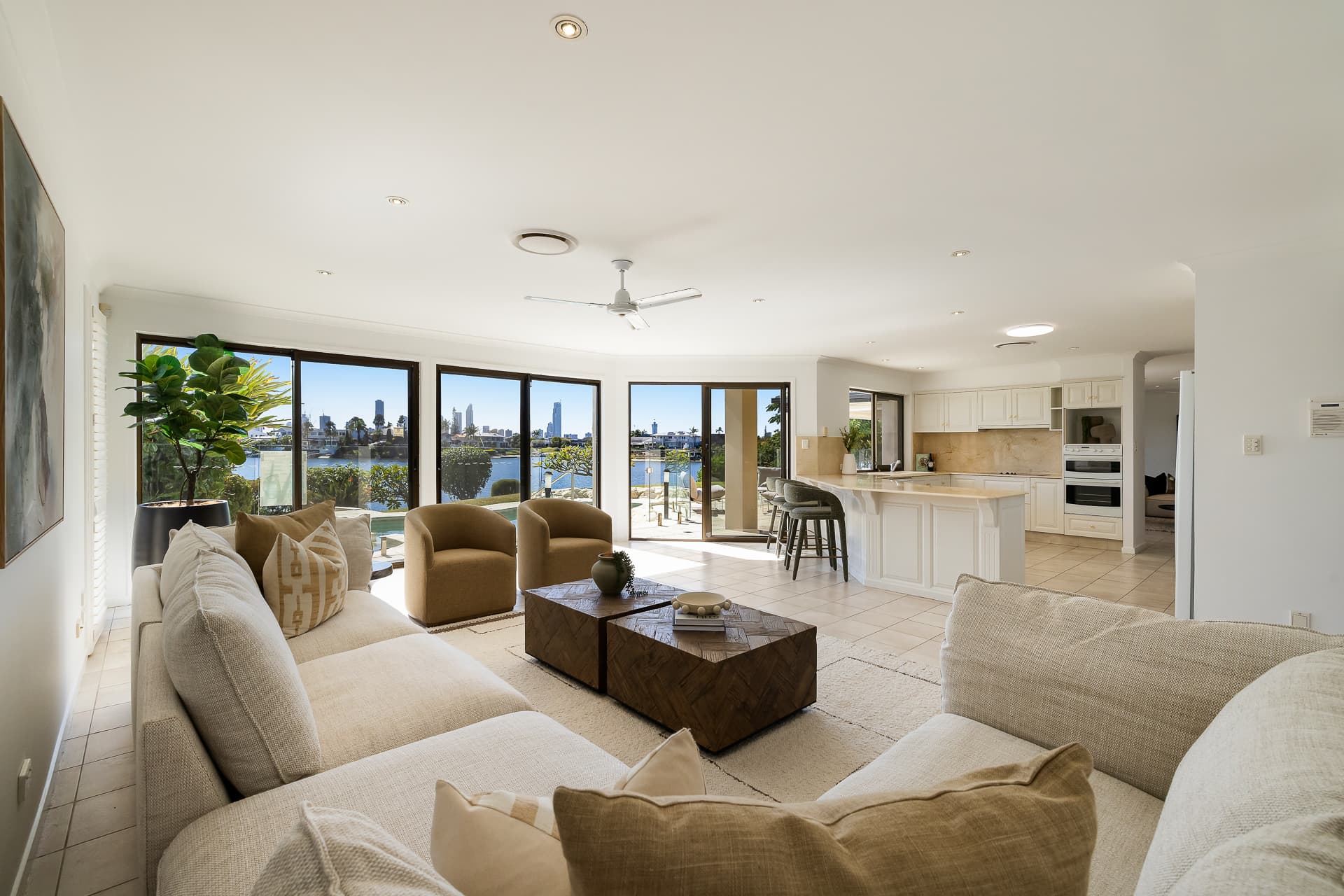 33 Blair Athol Crescent, Sorrento, QLD, 4217, Sorrento - Thumbnail 3