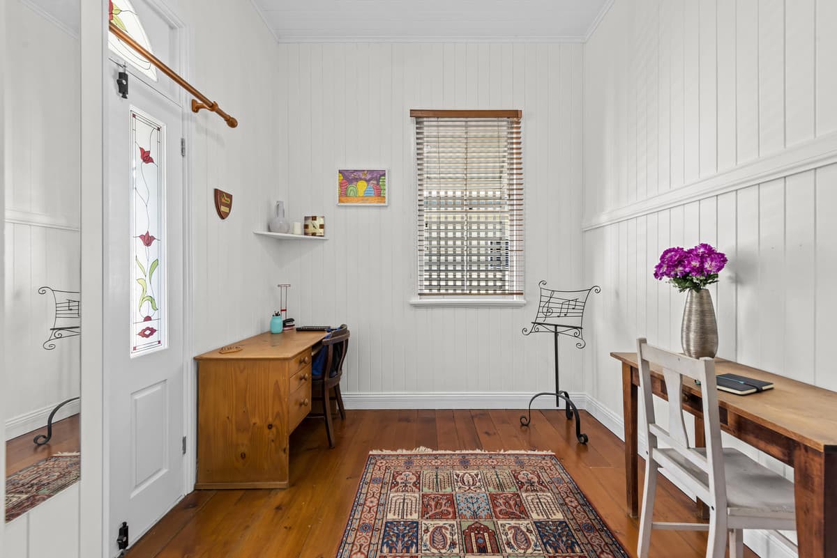 51 Lawson Street, Morningside - Thumbnail 6