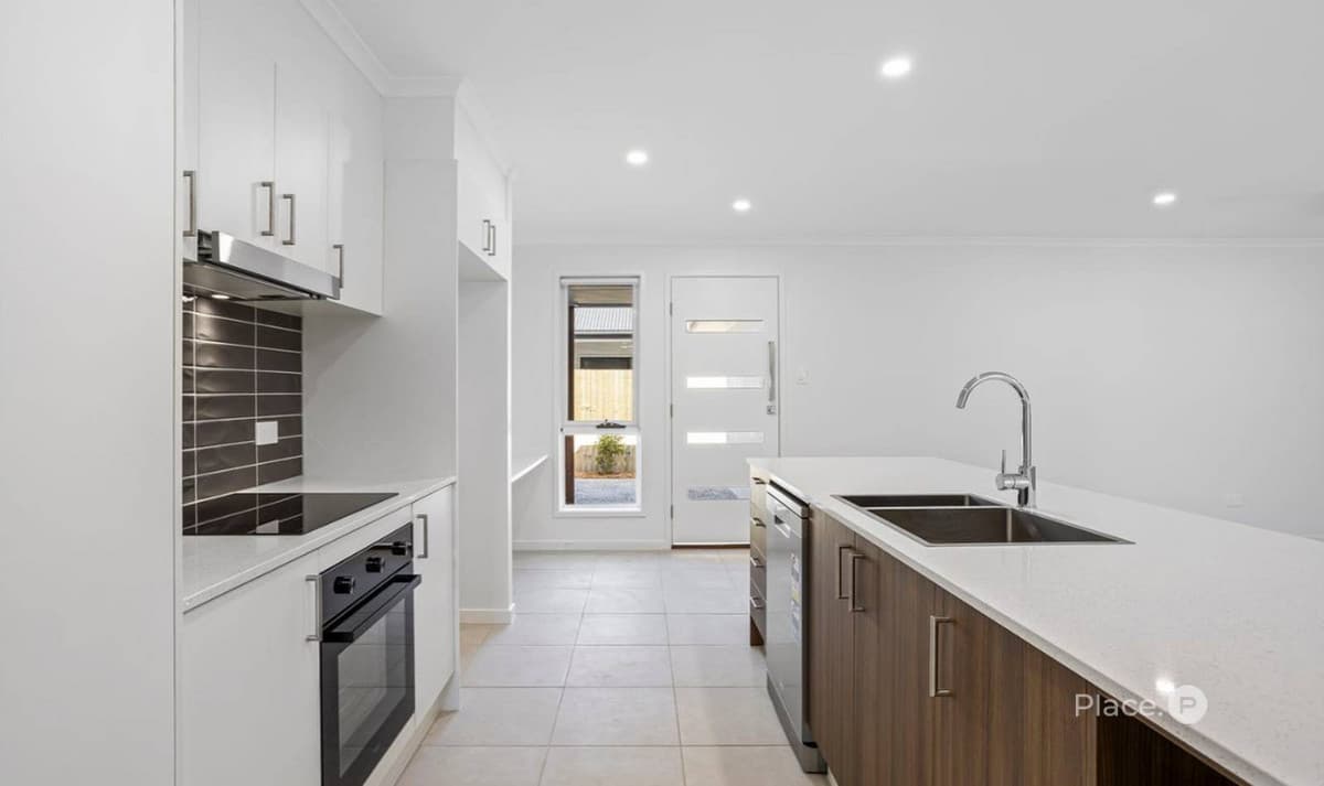 5 Nichols Road, Kippa-Ring - Thumbnail 4