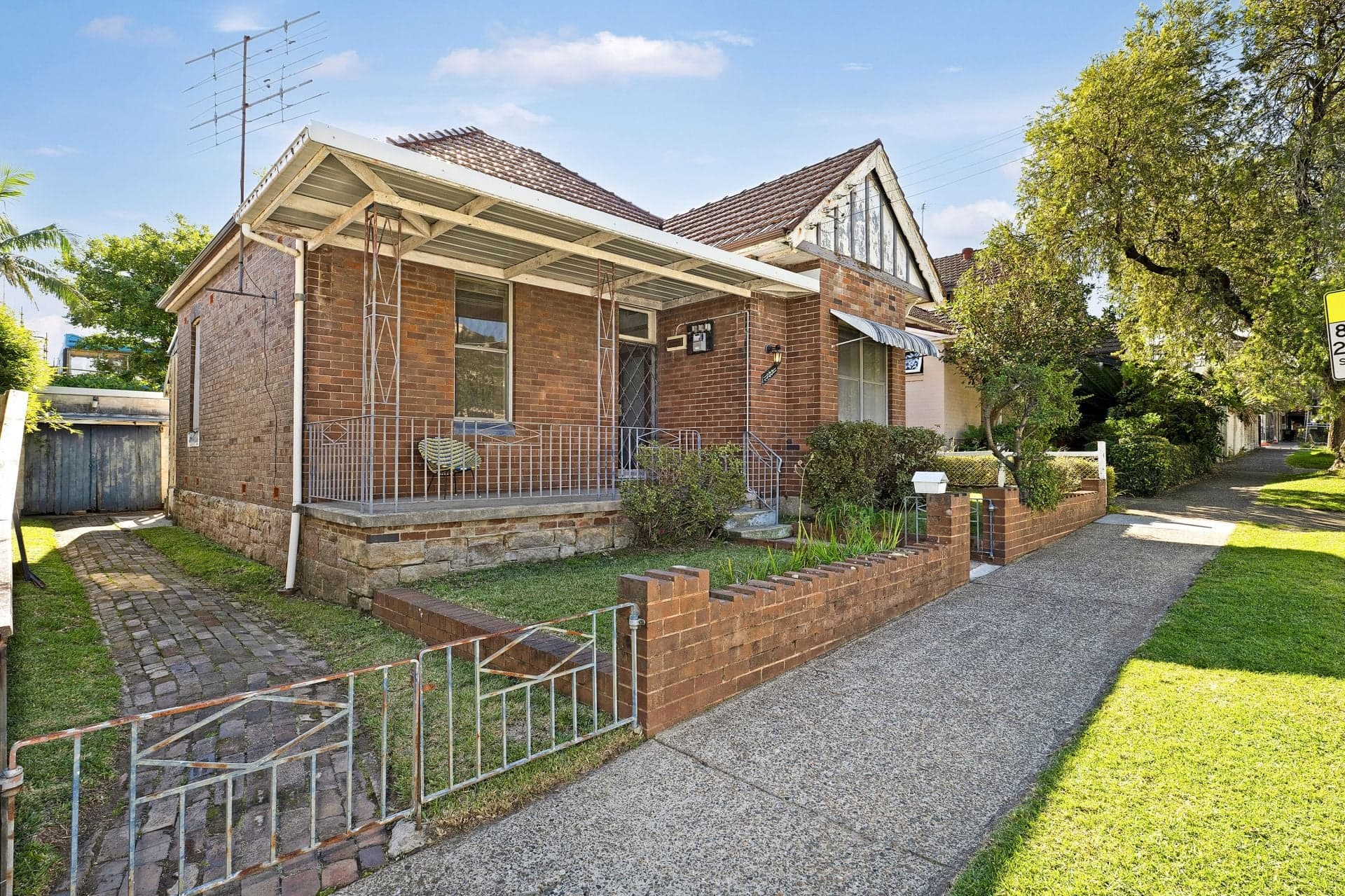 107 Greenwich Road, Greenwich, Greenwich - Image 1
