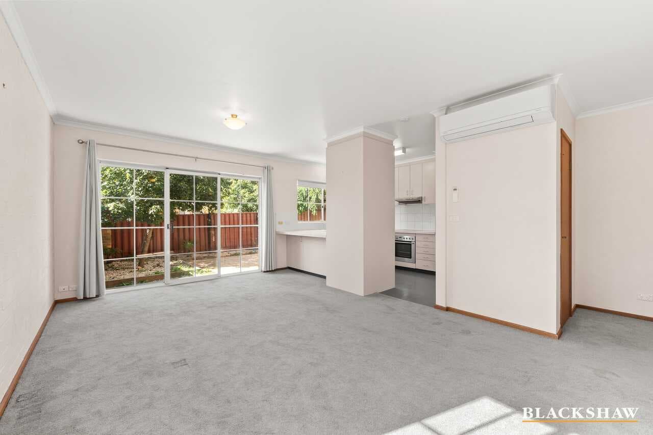 5/9 Torpy Place, Jerrabomberra, Jerrabomberra - Thumbnail 2