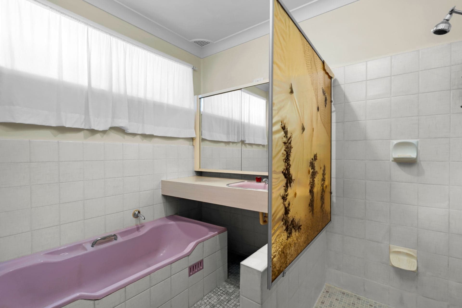 64 Macquarie Avenue, Campbelltown, Campbelltown - Image 1