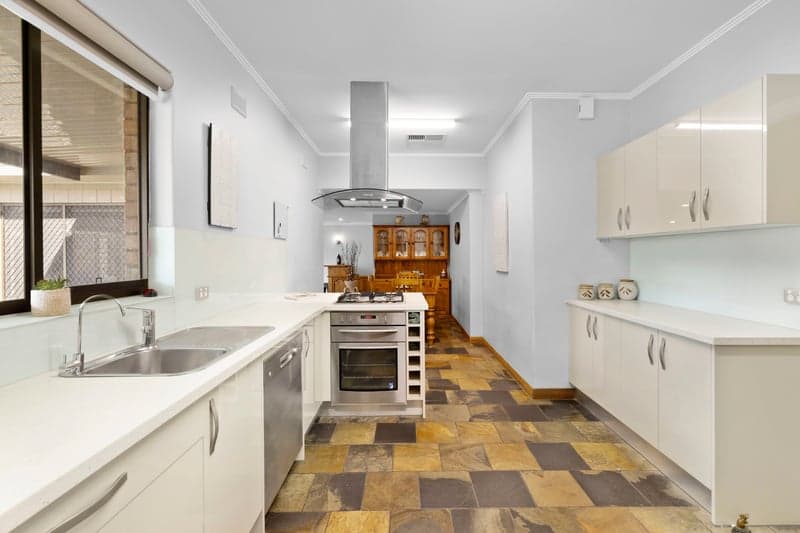 14 Errington Street, Plympton - Thumbnail 5