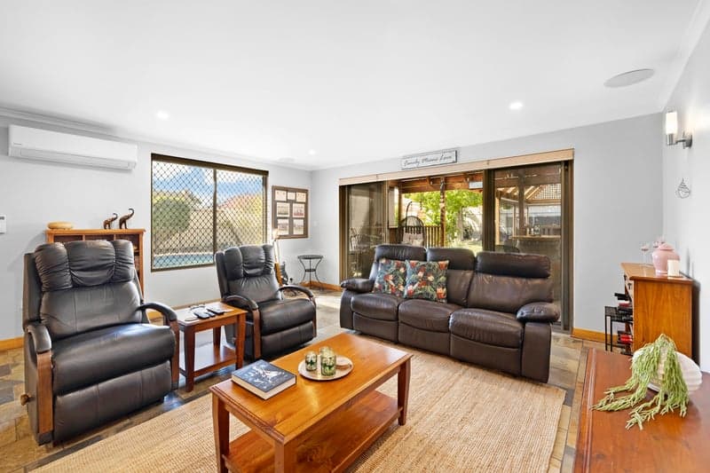 14 Errington Street, Plympton - Thumbnail 8