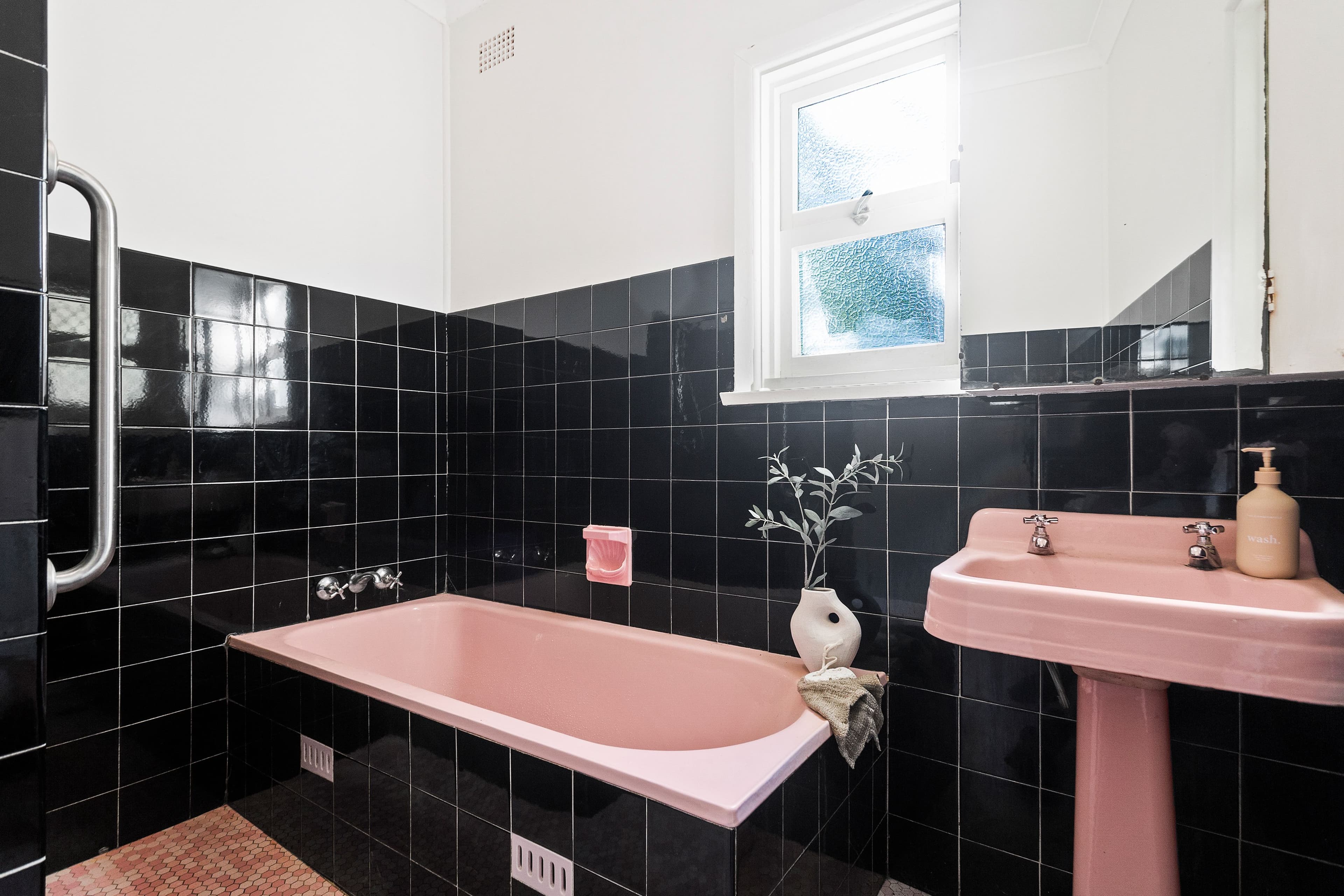 138 Heaslip Street, Mangerton NSW 2500, Mangerton - Thumbnail 6