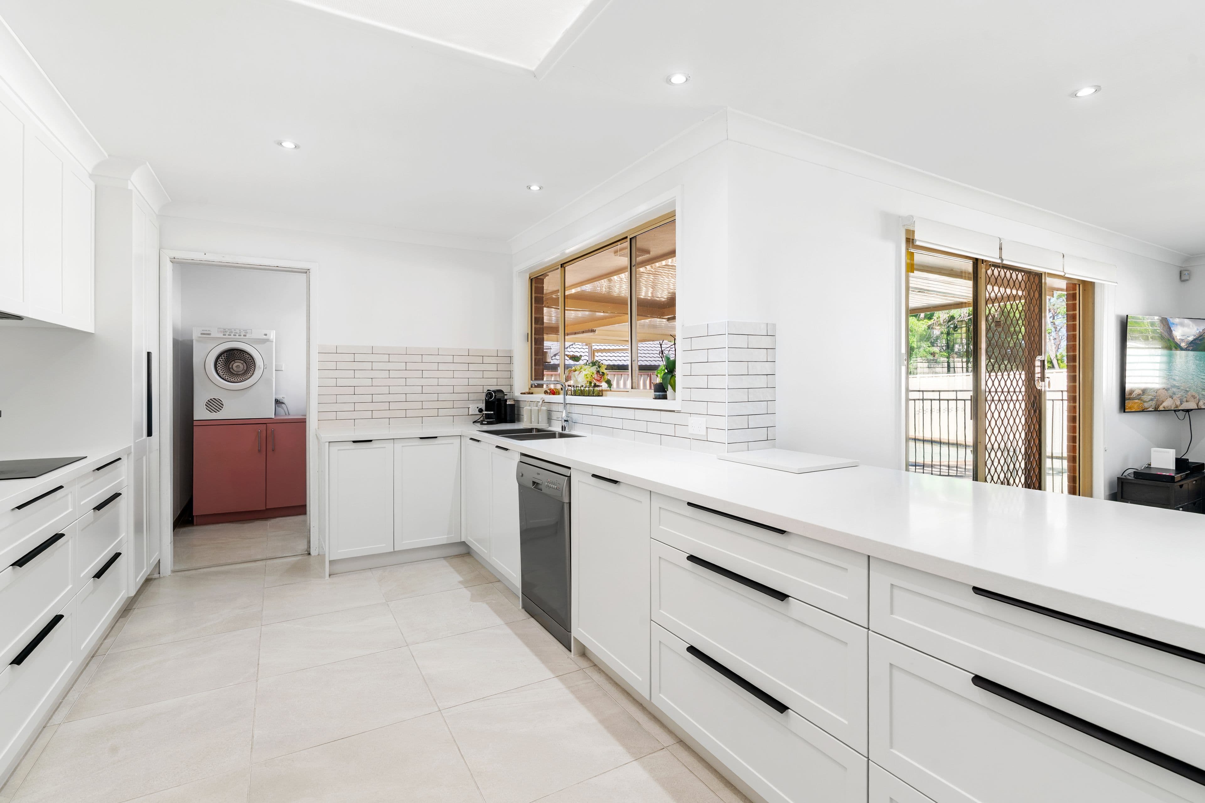 16 Ashur Crescent, Greenfield Park NSW 2176, Greenfield Park - Thumbnail 5