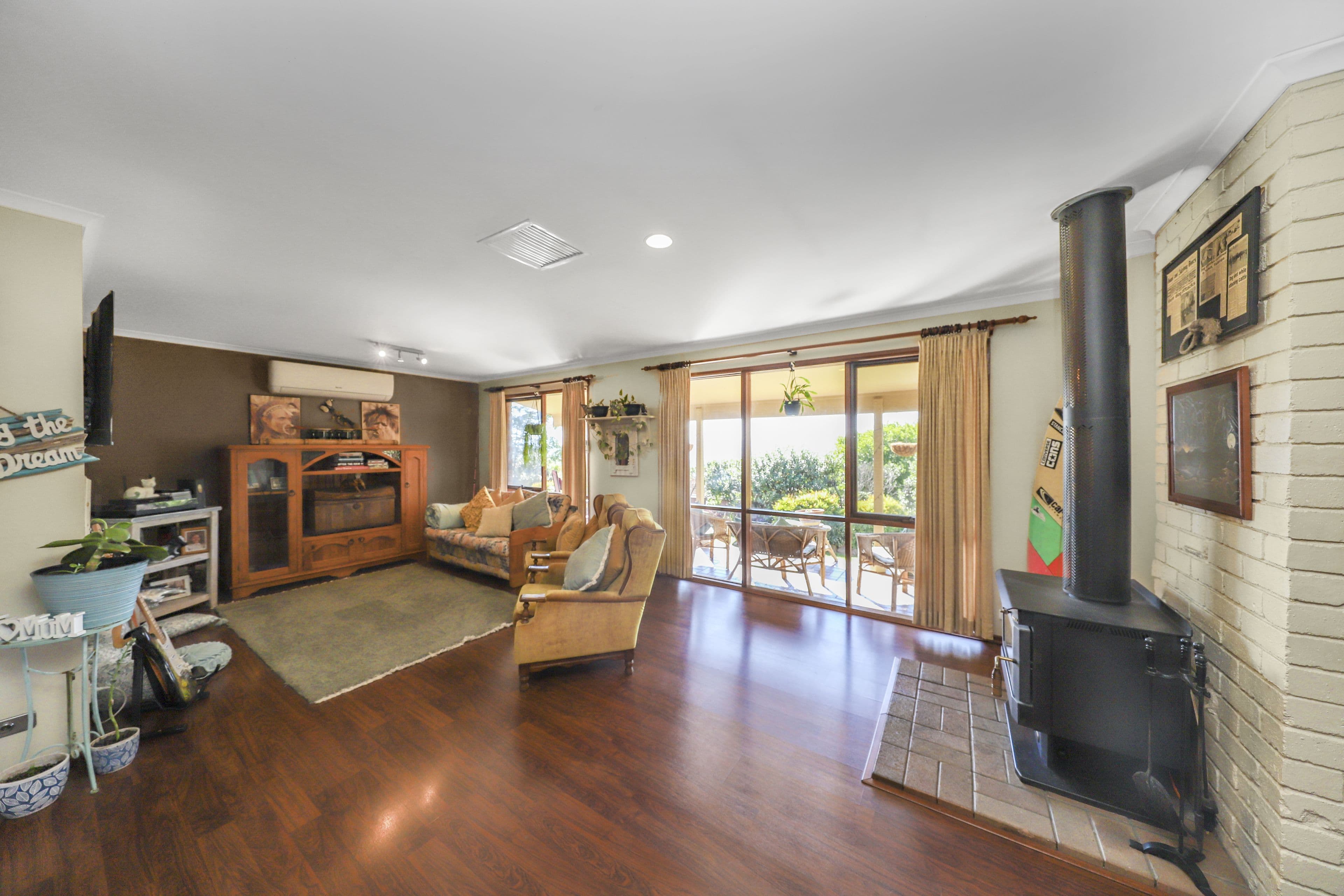 209 Wynyard Street, Tumut NSW 2720, Tumut - Thumbnail 3