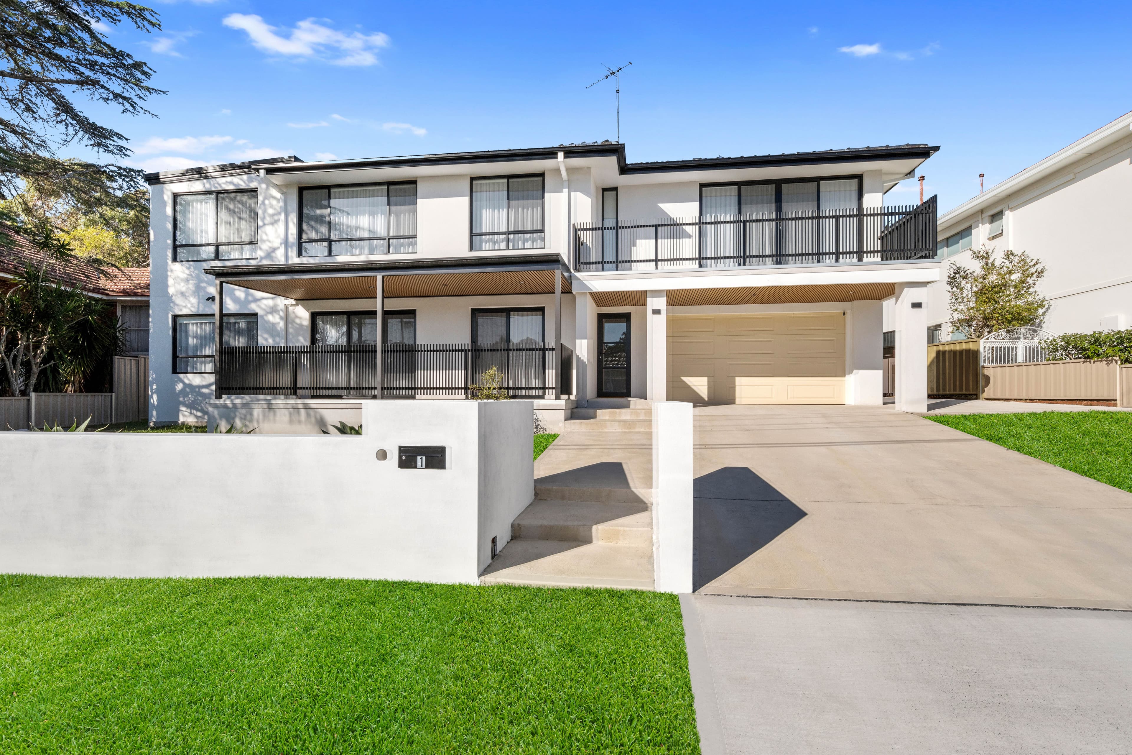 1 Wadsley Crescent, Connells Point NSW 2221, Connells Point - Image 1