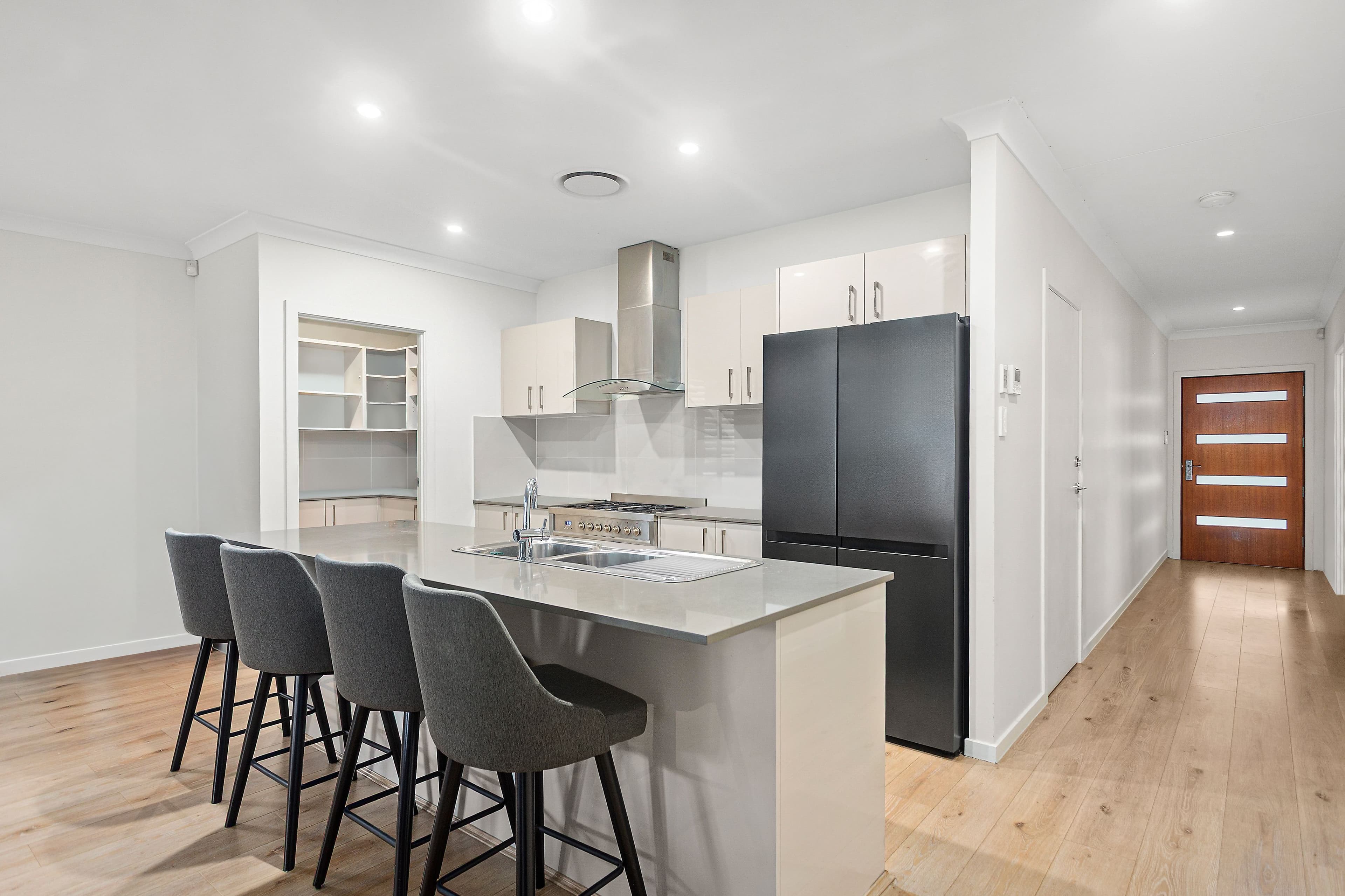 30 Bartlett Crescent, Calderwood NSW 2527, Calderwood - Thumbnail 2