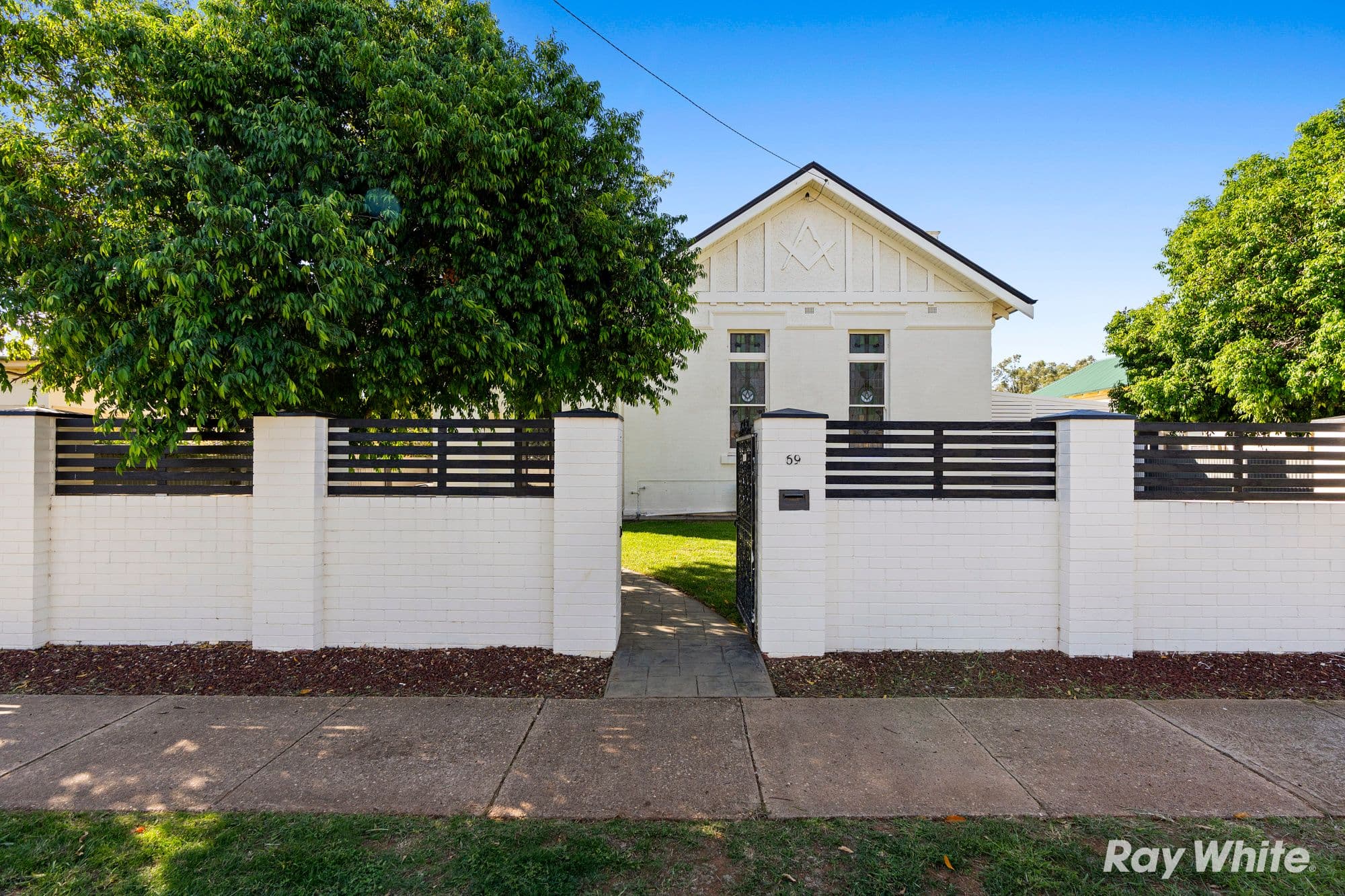 69 Ferrier Street, Lockhart NSW 2656, Lockhart - Image 1