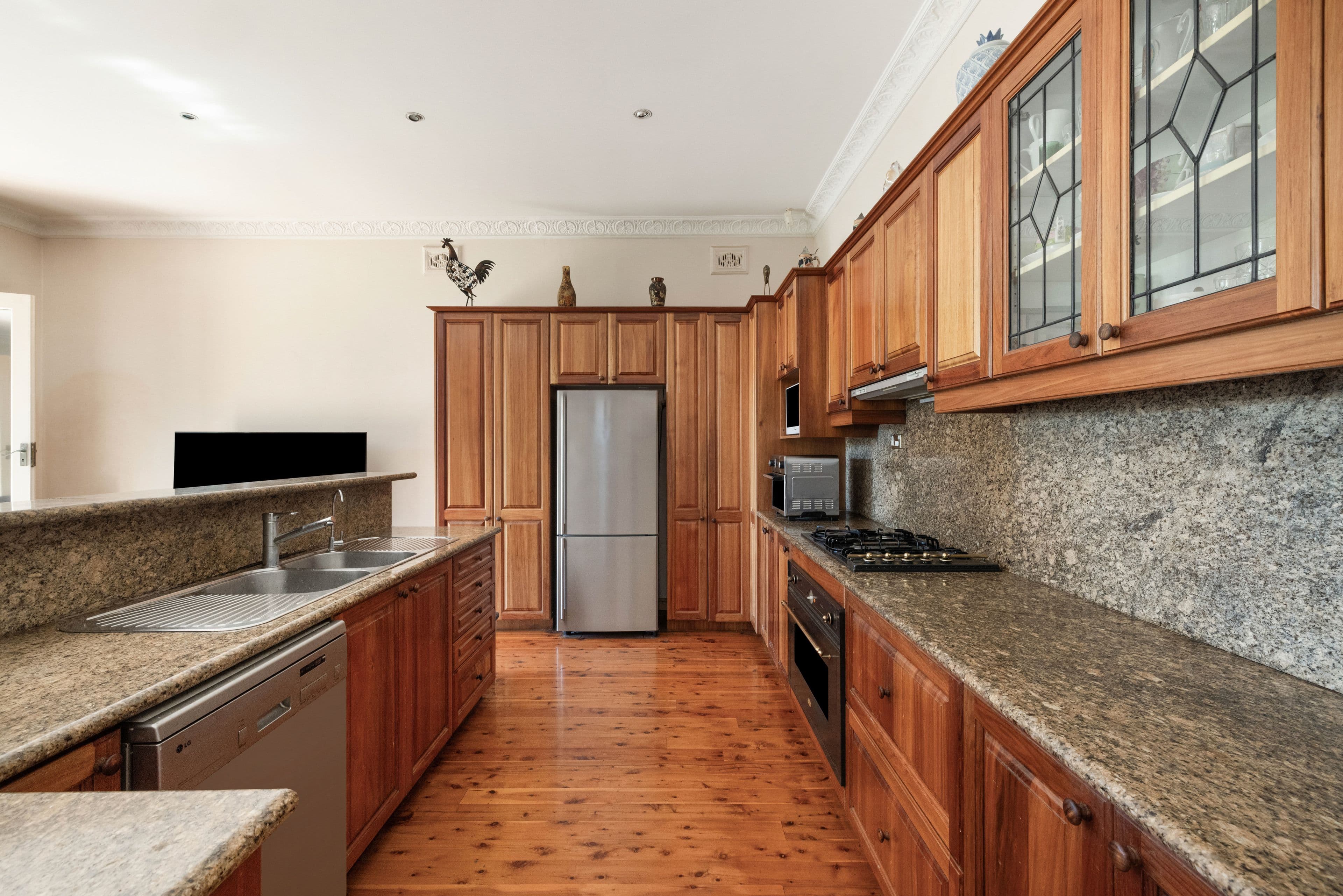 13 Lenthall Street, Kensington NSW 2033, Kensington - Thumbnail 6