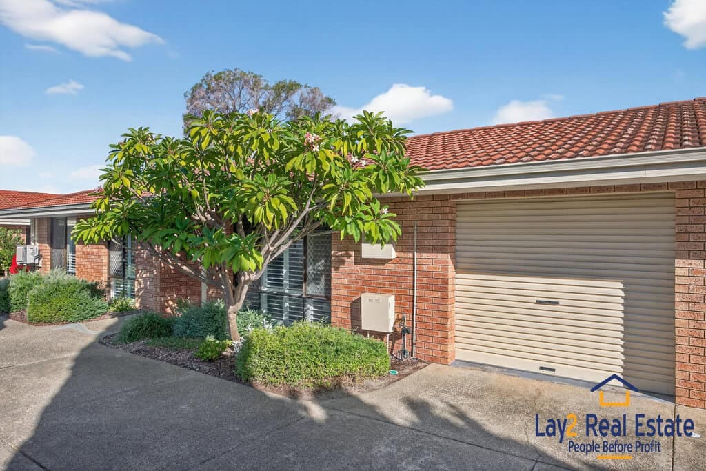 4/64 Ivanhoe St Bassendean WA 6054, Bassendean - Image 1