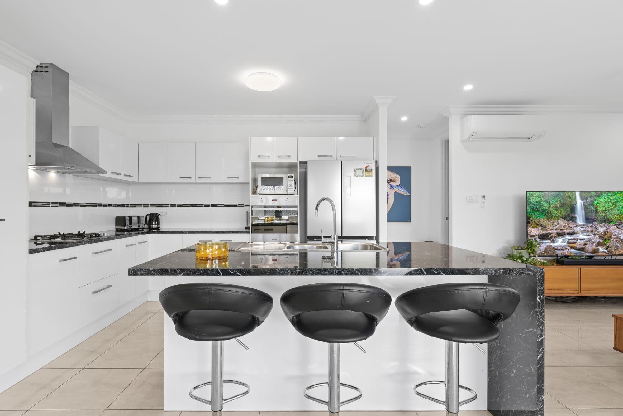 11 Knowlton Crescent, Gordonvale - Thumbnail 3