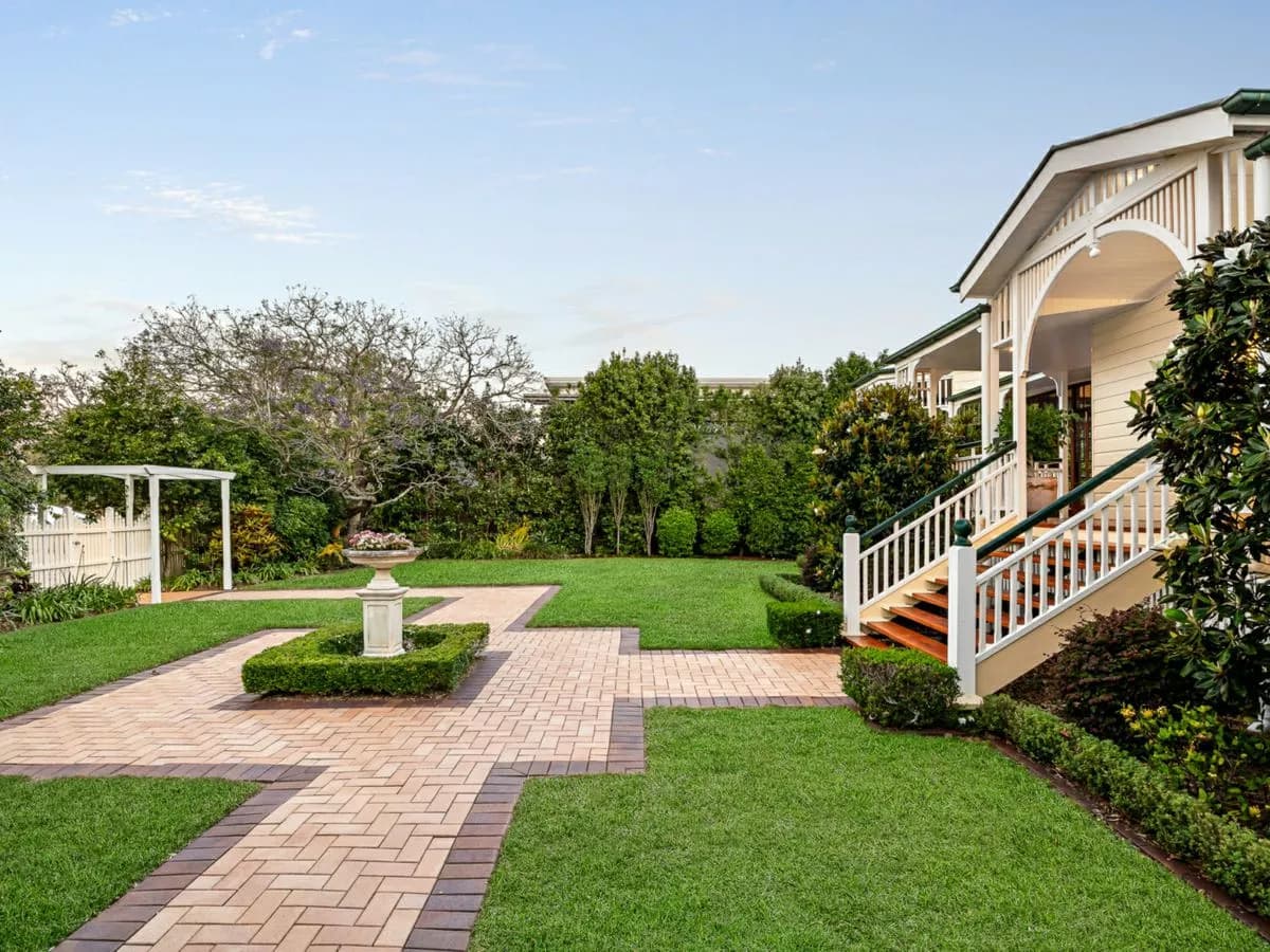 51 Goldieslie Road, INDOOROOPILLY, Indooroopilly - Thumbnail 4