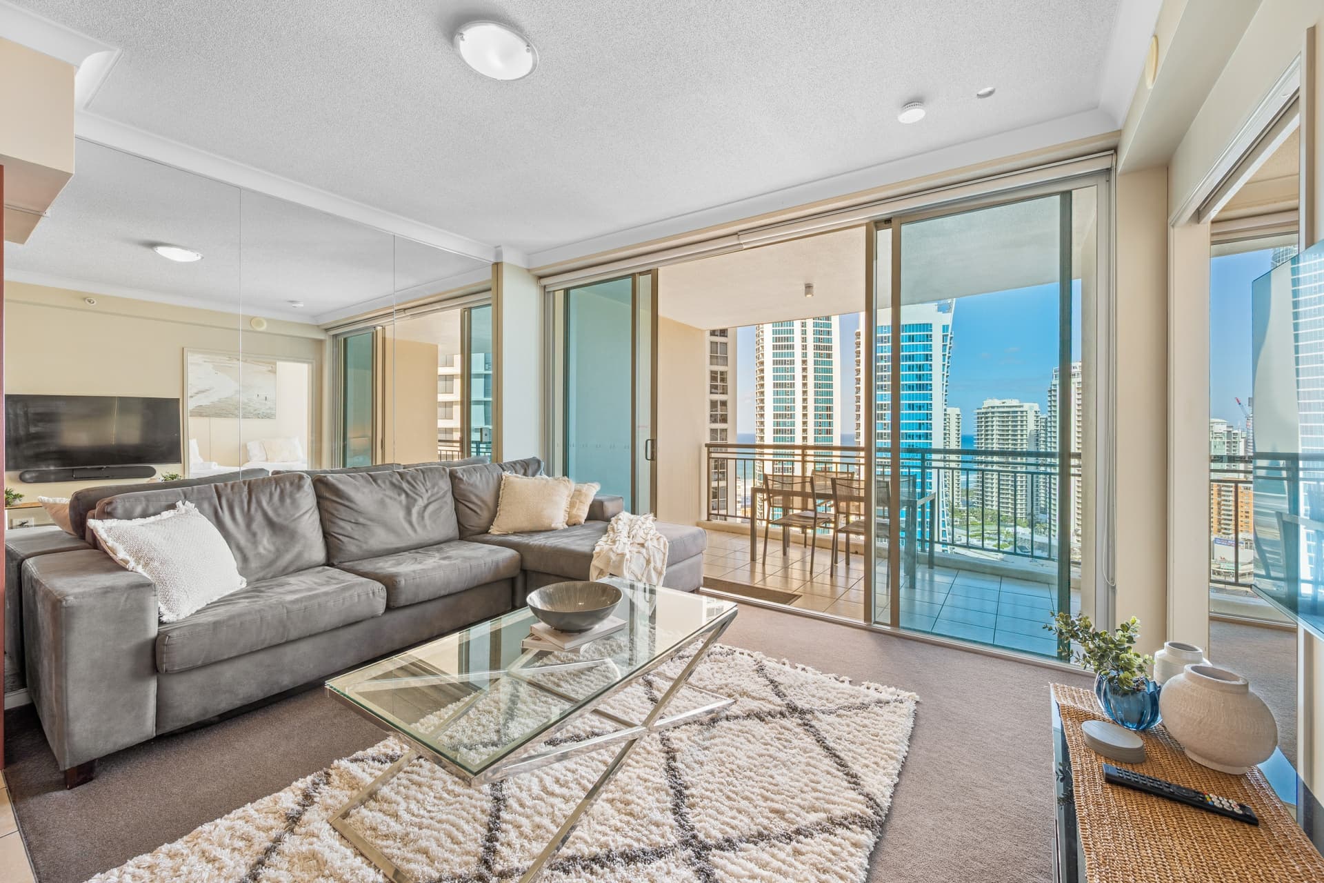 3236/23 Ferny Avenue, Surfers Paradise, Surfers Paradise - Thumbnail 4
