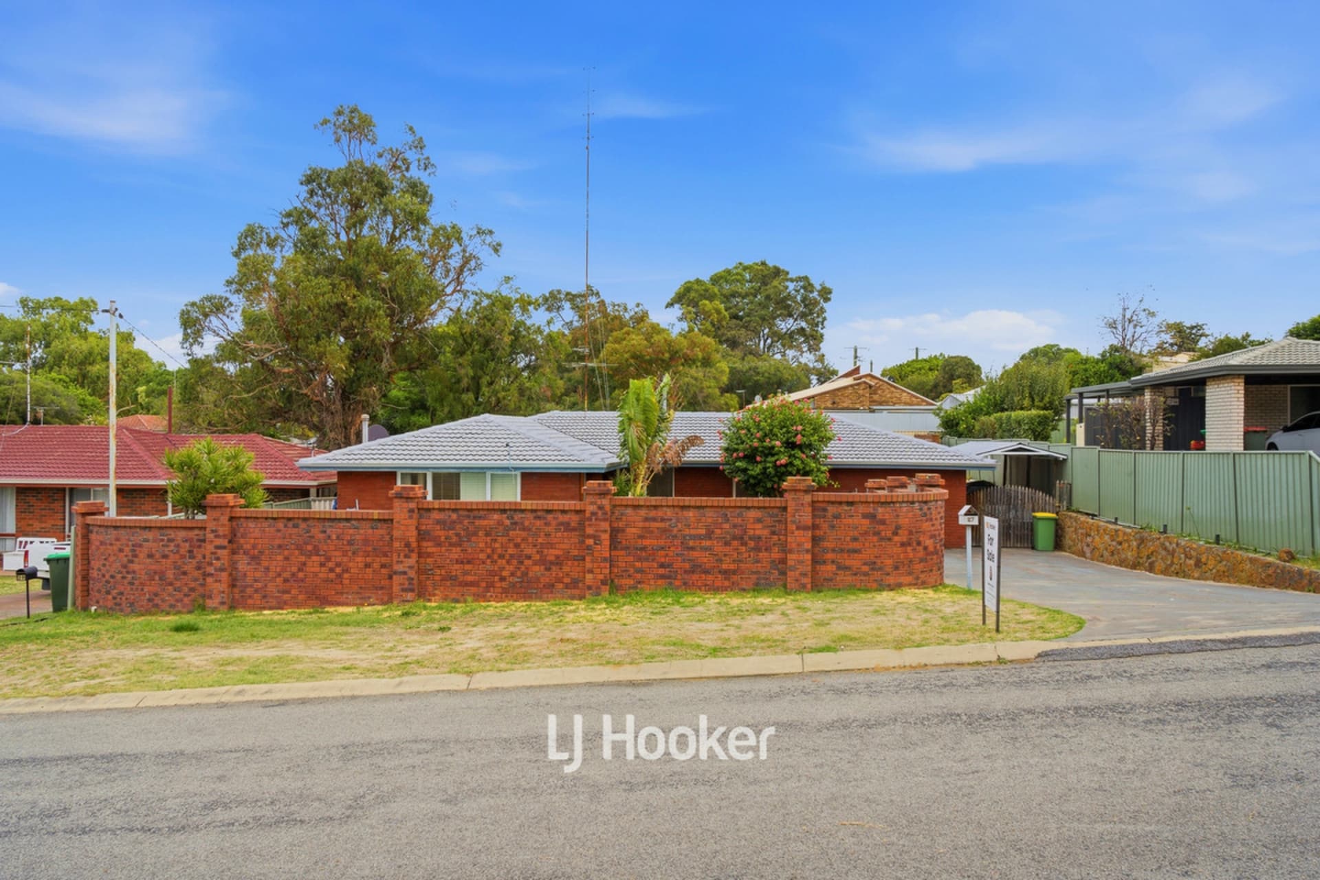 27 Tilley Crescent, East Bunbury, East Bunbury - Thumbnail 3