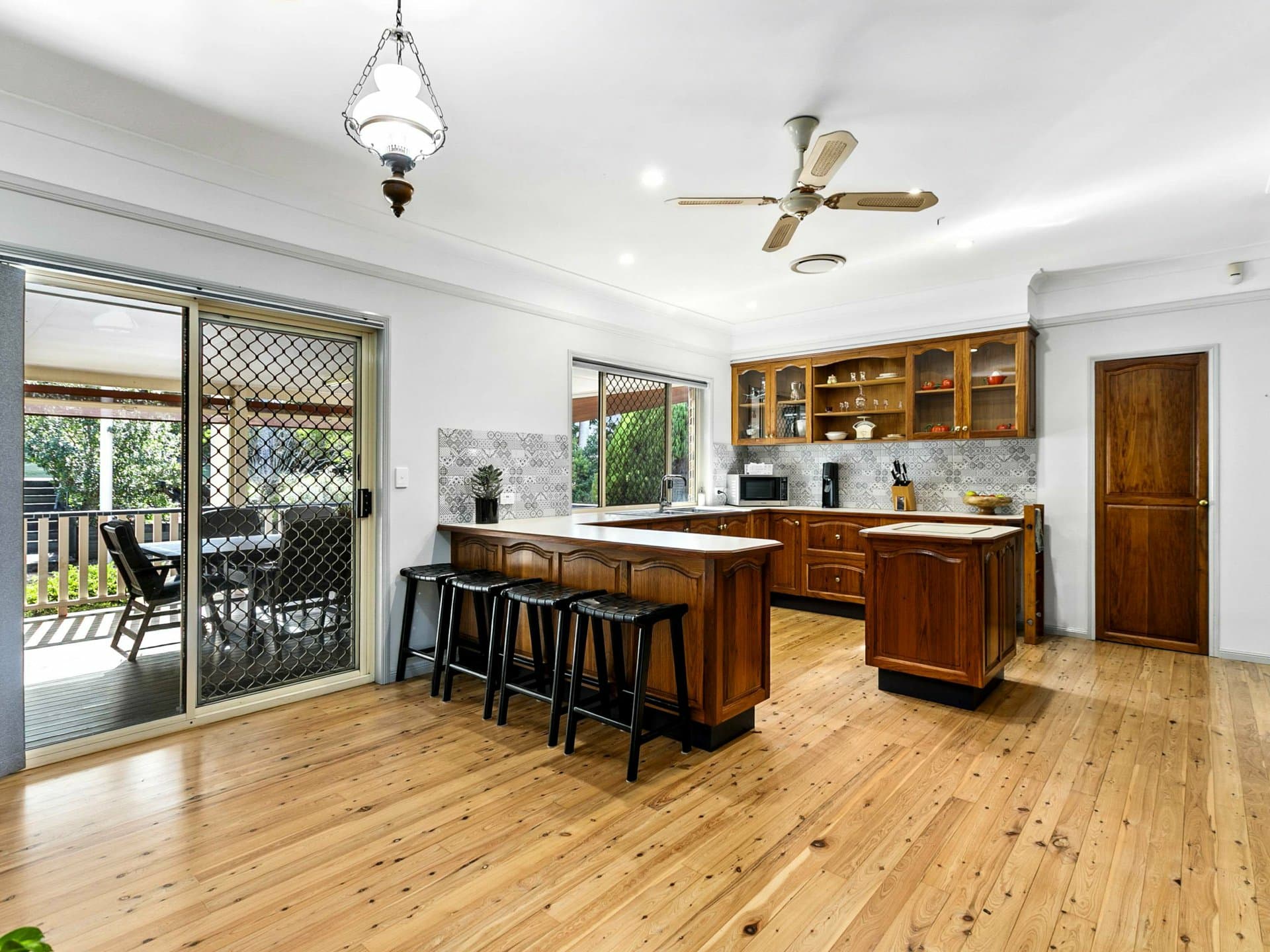 17 Kampa Road, Antigua, Antigua - Thumbnail 2
