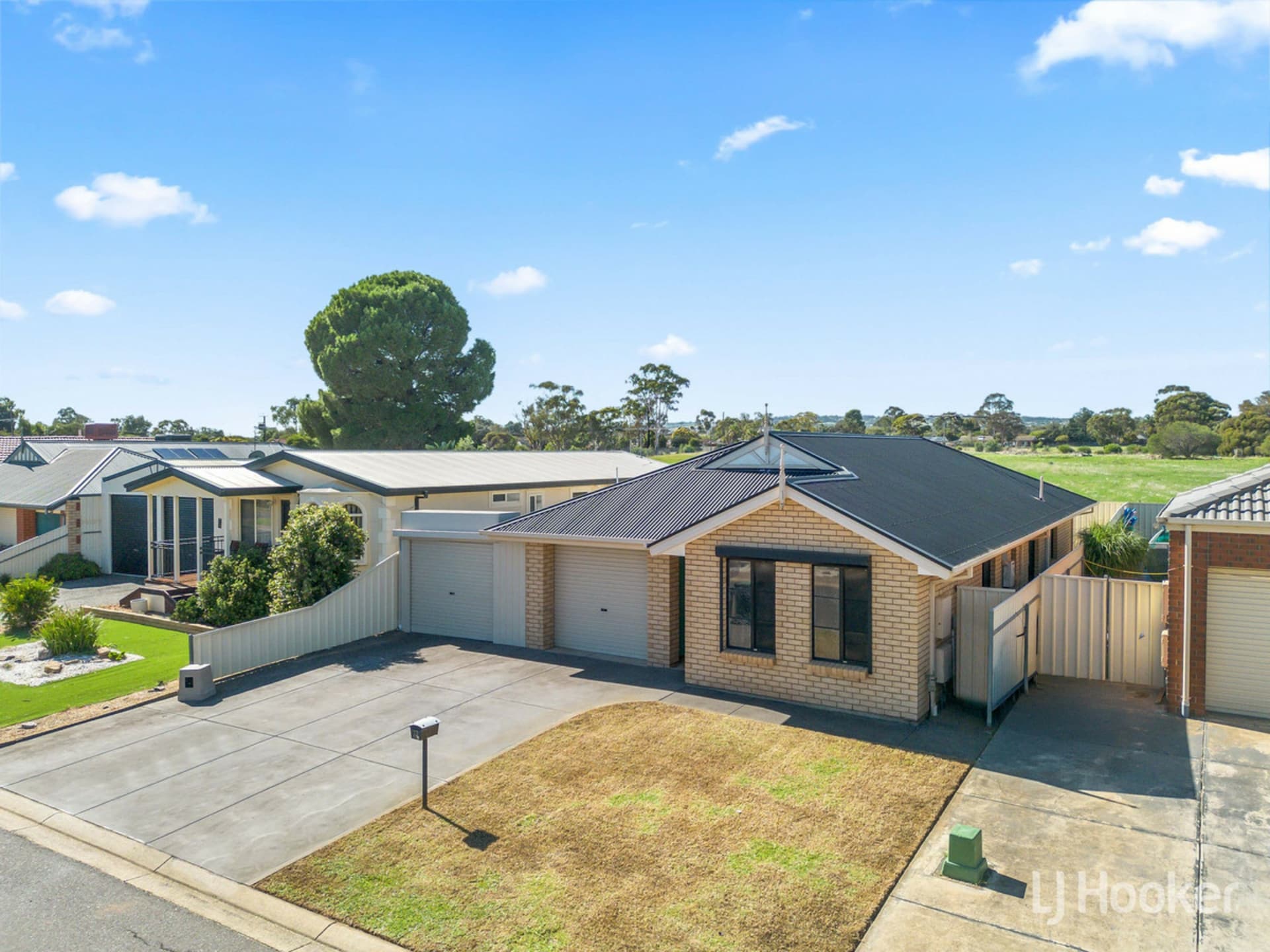13 Grace Boulevard, Smithfield Plains, Smithfield Plains - Thumbnail 3