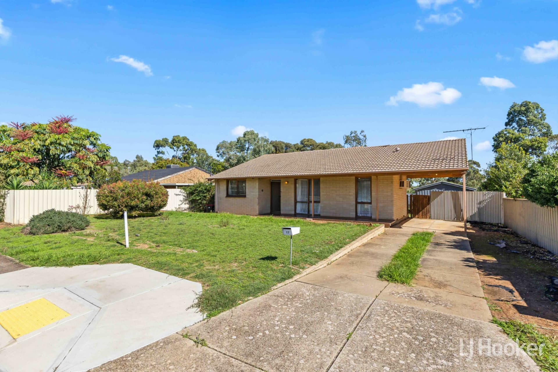 17 Martin Road, Elizabeth East, Elizabeth East - Thumbnail 3