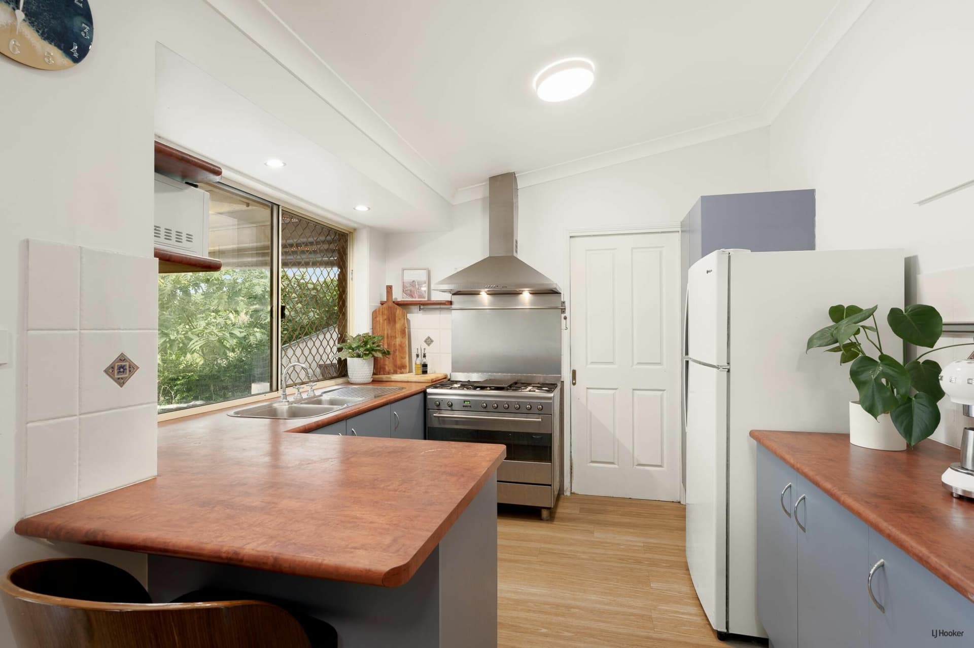 3 Shamrock Avenue, Banora Point, Banora Point - Thumbnail 4