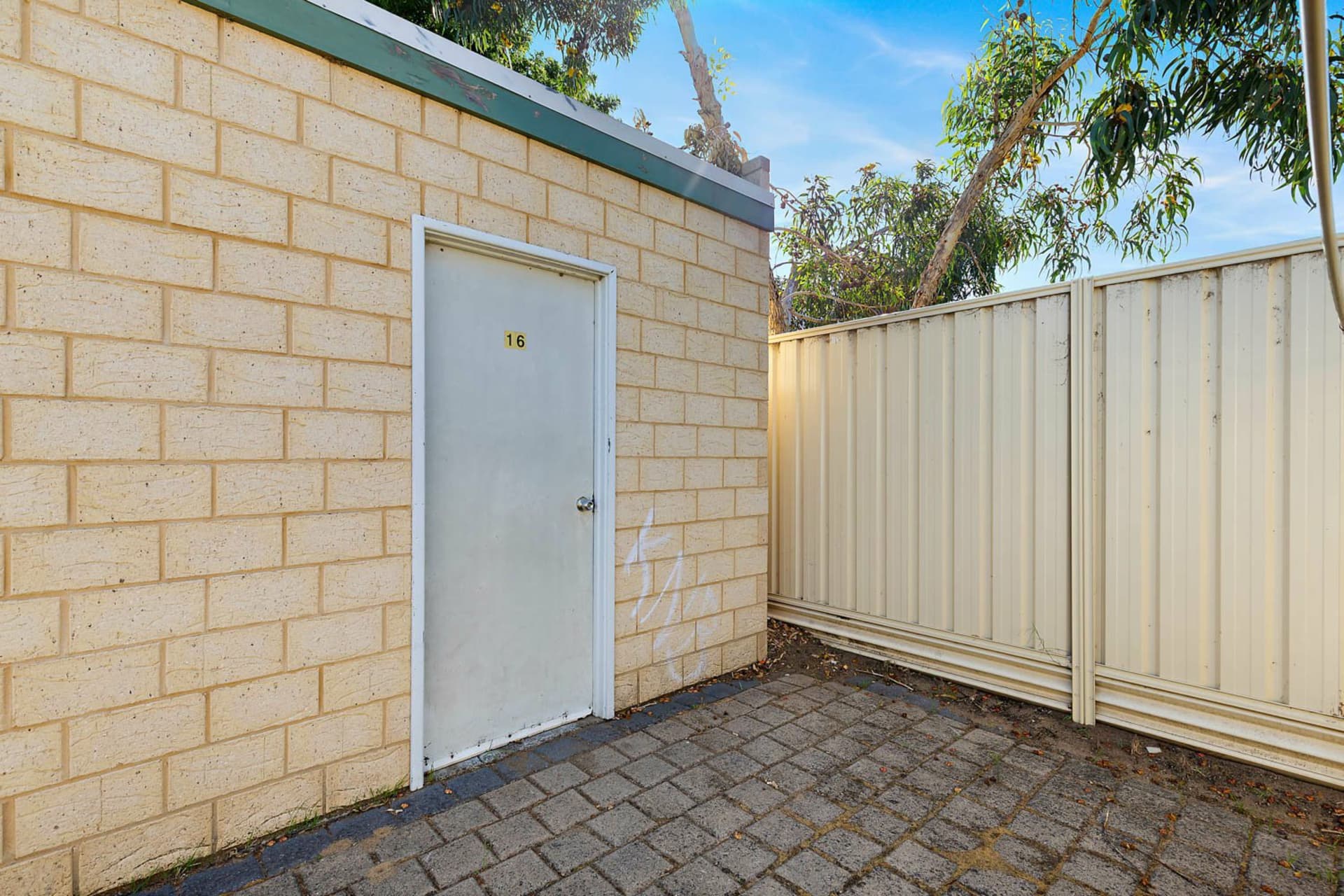Unit 16/30 Kenton Way, Calista, Calista - Image 1