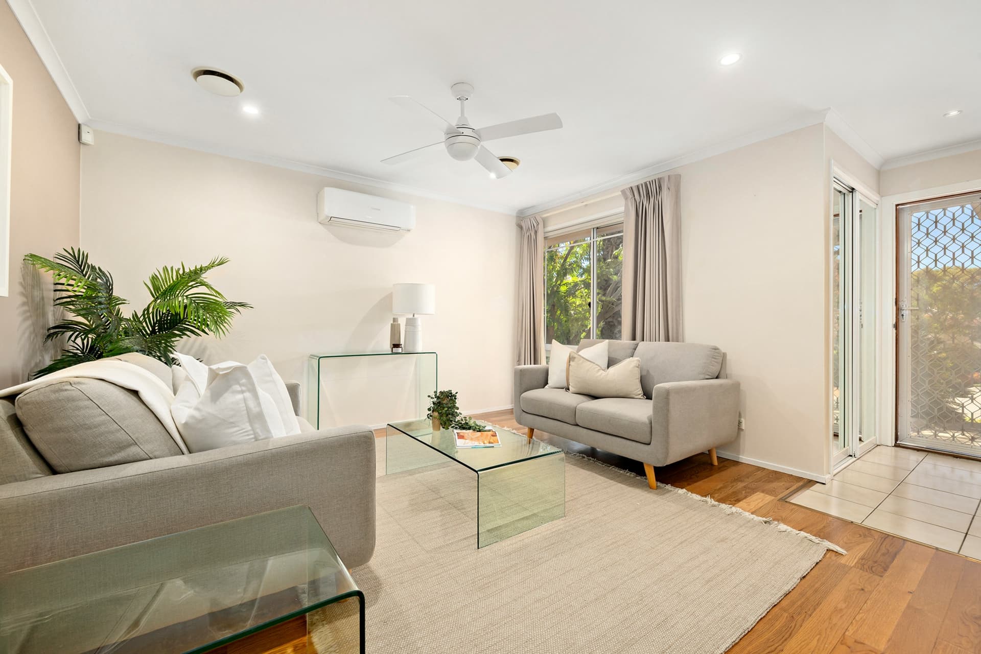 22 Charlton Crescent, Gordon, Gordon - Thumbnail 3