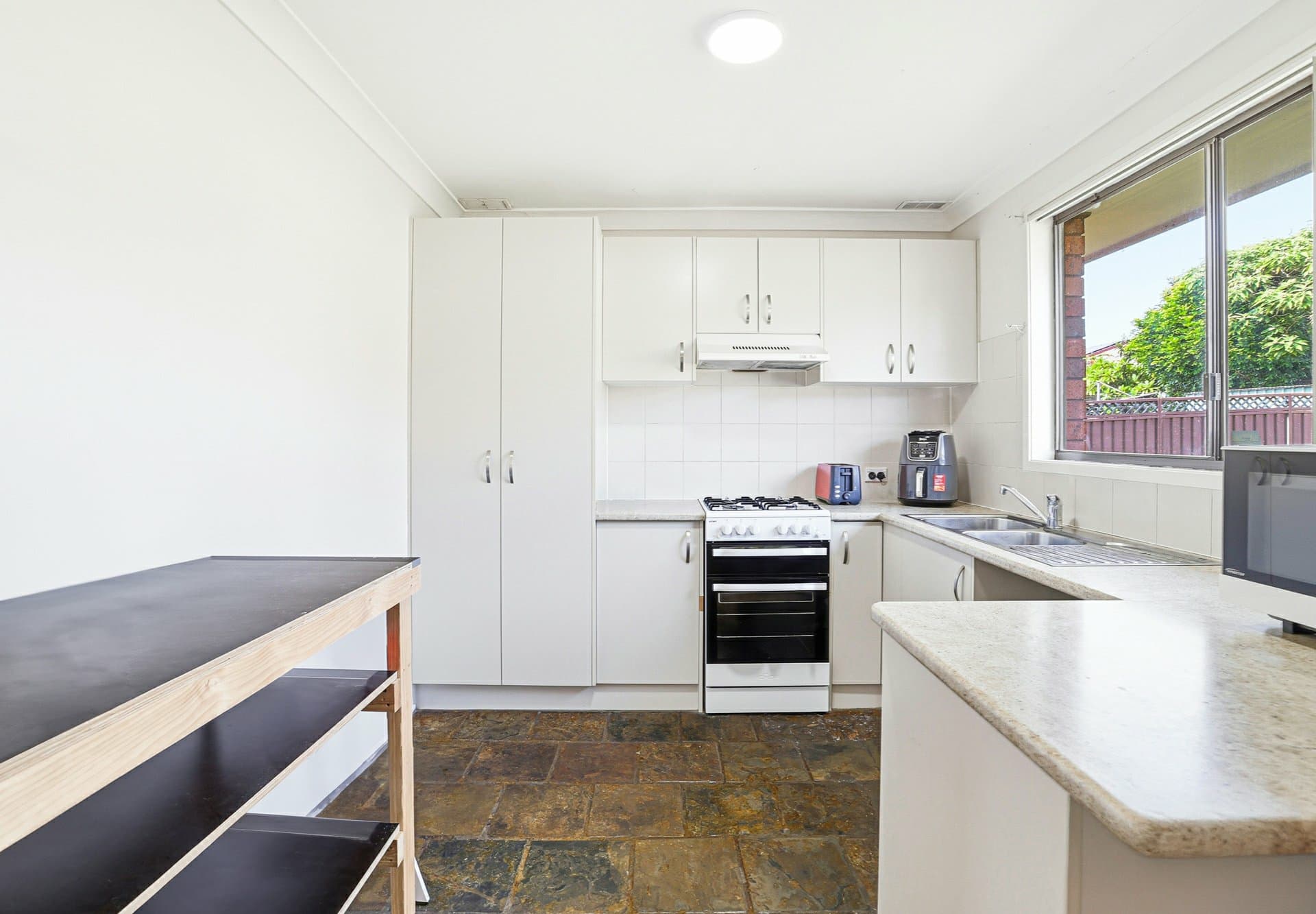 46 Pelsart Avenue, Penrith, Penrith - Thumbnail 2