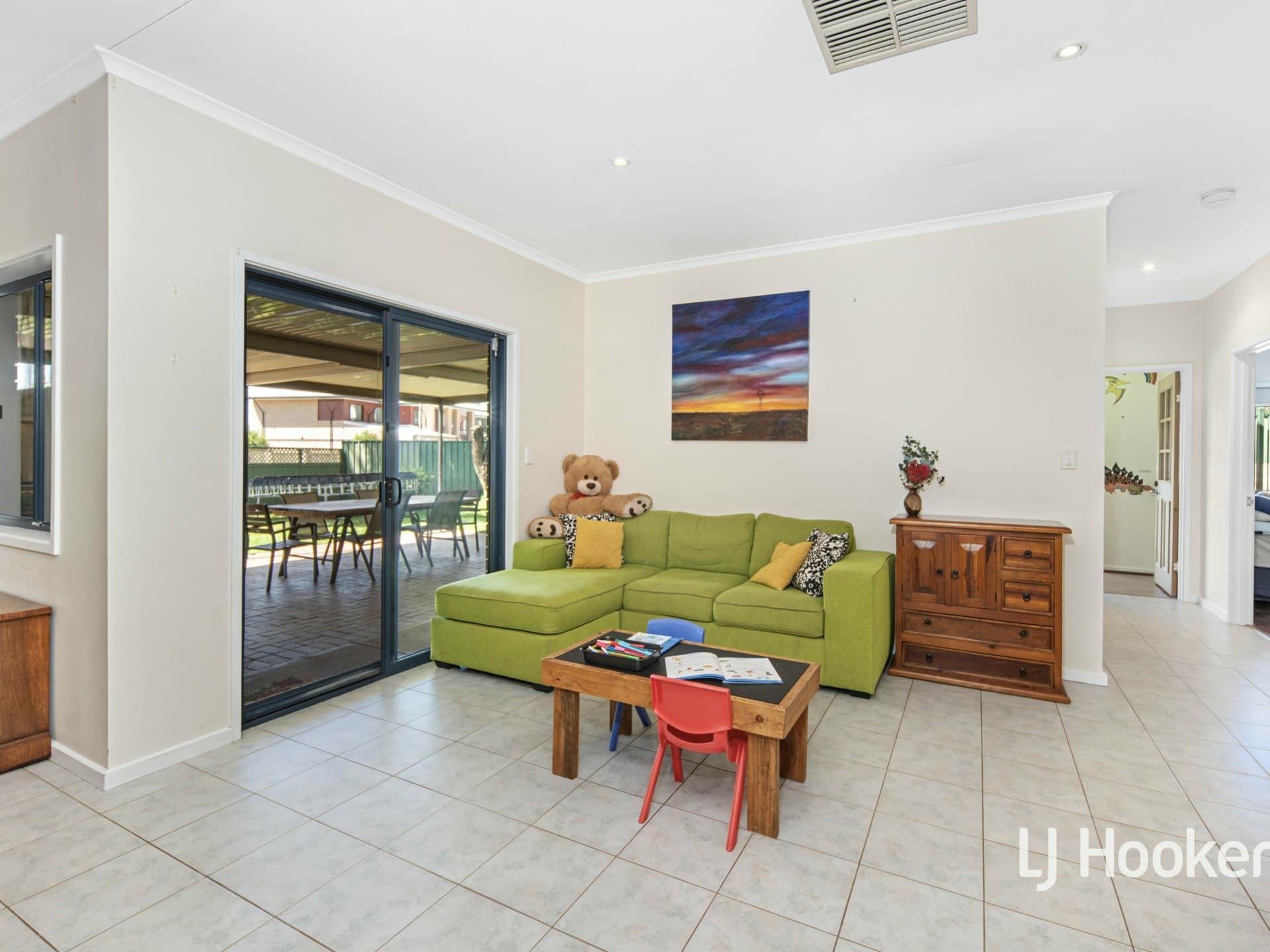 6 Macdonnell Court, Mount Johns, Mount Johns - Thumbnail 8