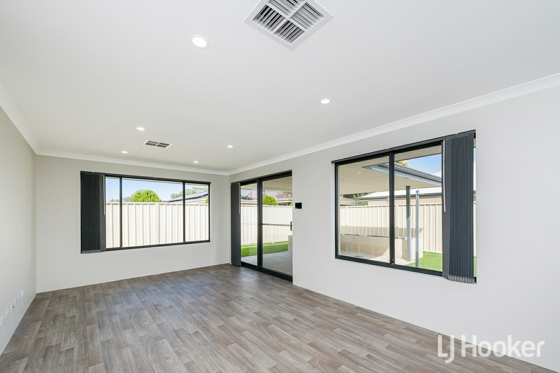 45 Hemingway Drive, Camillo, Camillo - Thumbnail 6